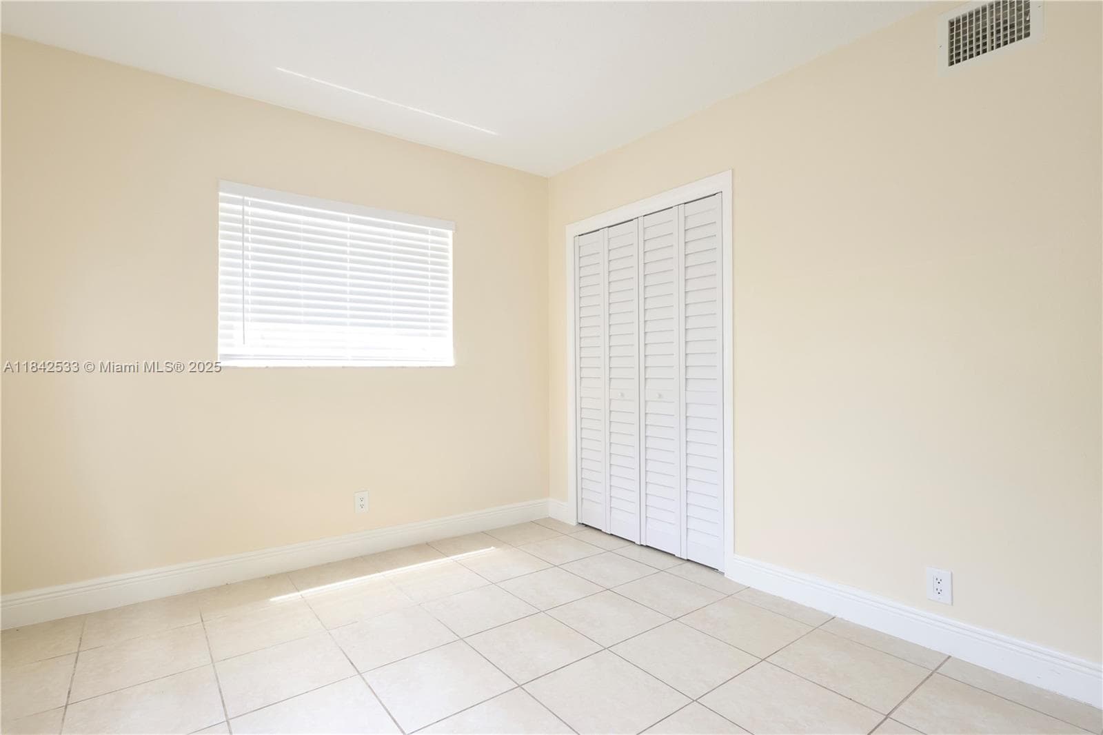 RIVERSIDE BREEZES CONDO · #5 in Fort Lauderdale - Photo 8