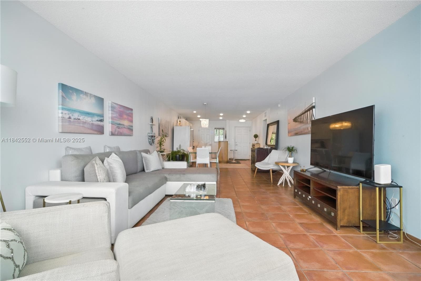 RIVIERA CONDOMINIUM · #A21 in Miami - Photo 4