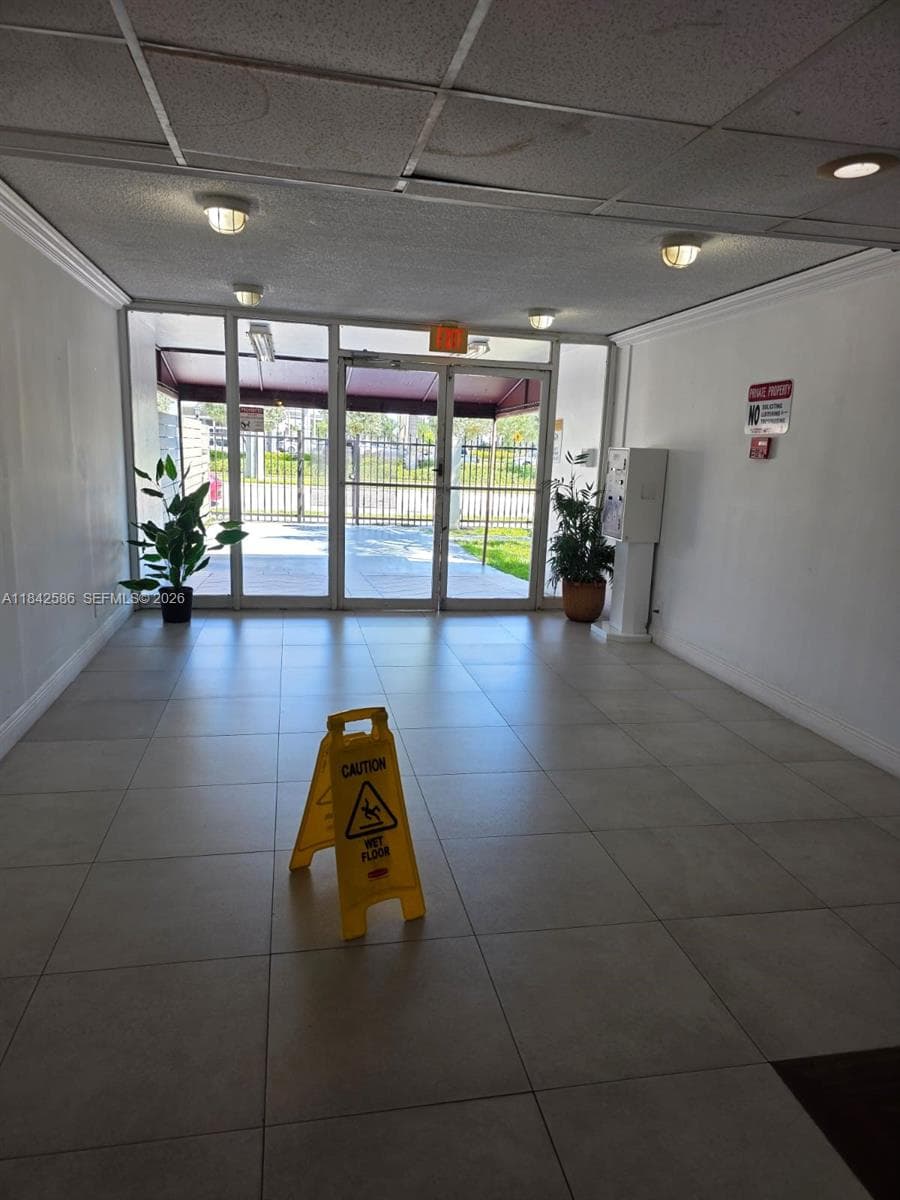 Golden Gate Apartments · #206 in Miami - Photo 8
