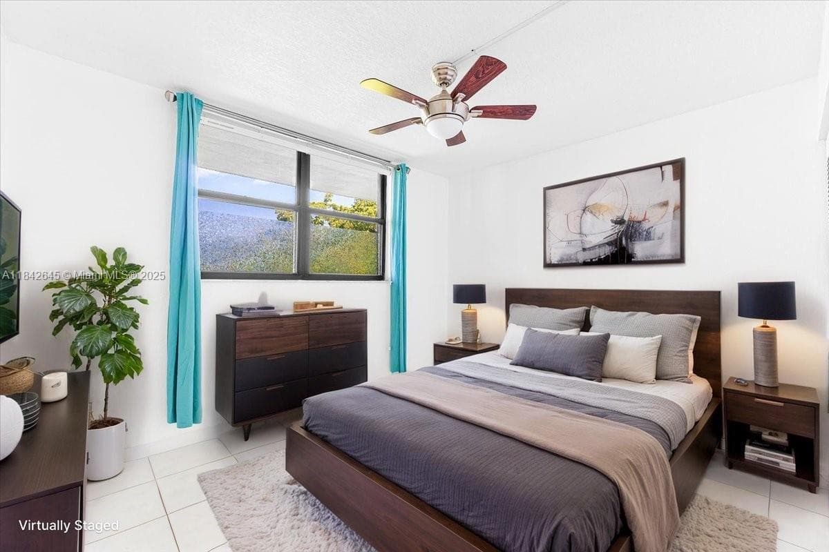 LAKE EMERALD CONDOMINIUM · #403 in Oakland Park - Photo 15