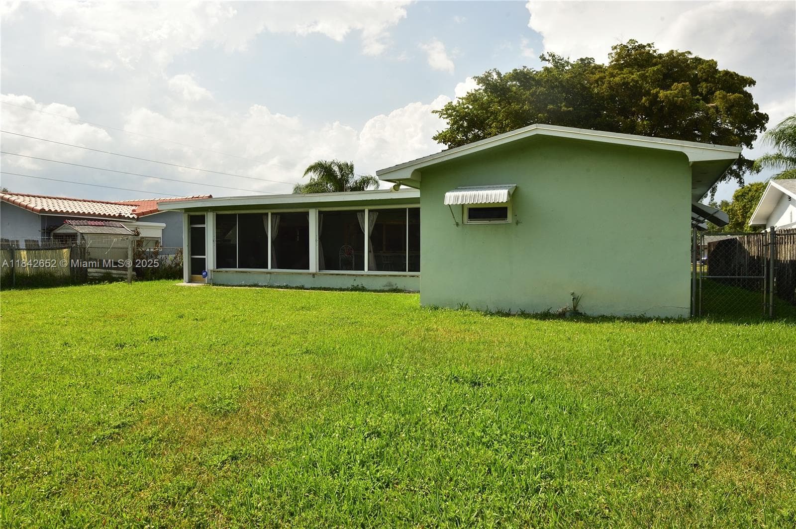 5516 Arthur St photo 31