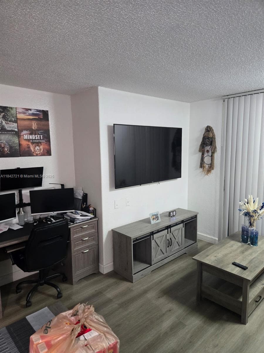 Golden Gate Apartments · #310 in Miami - Photo 4