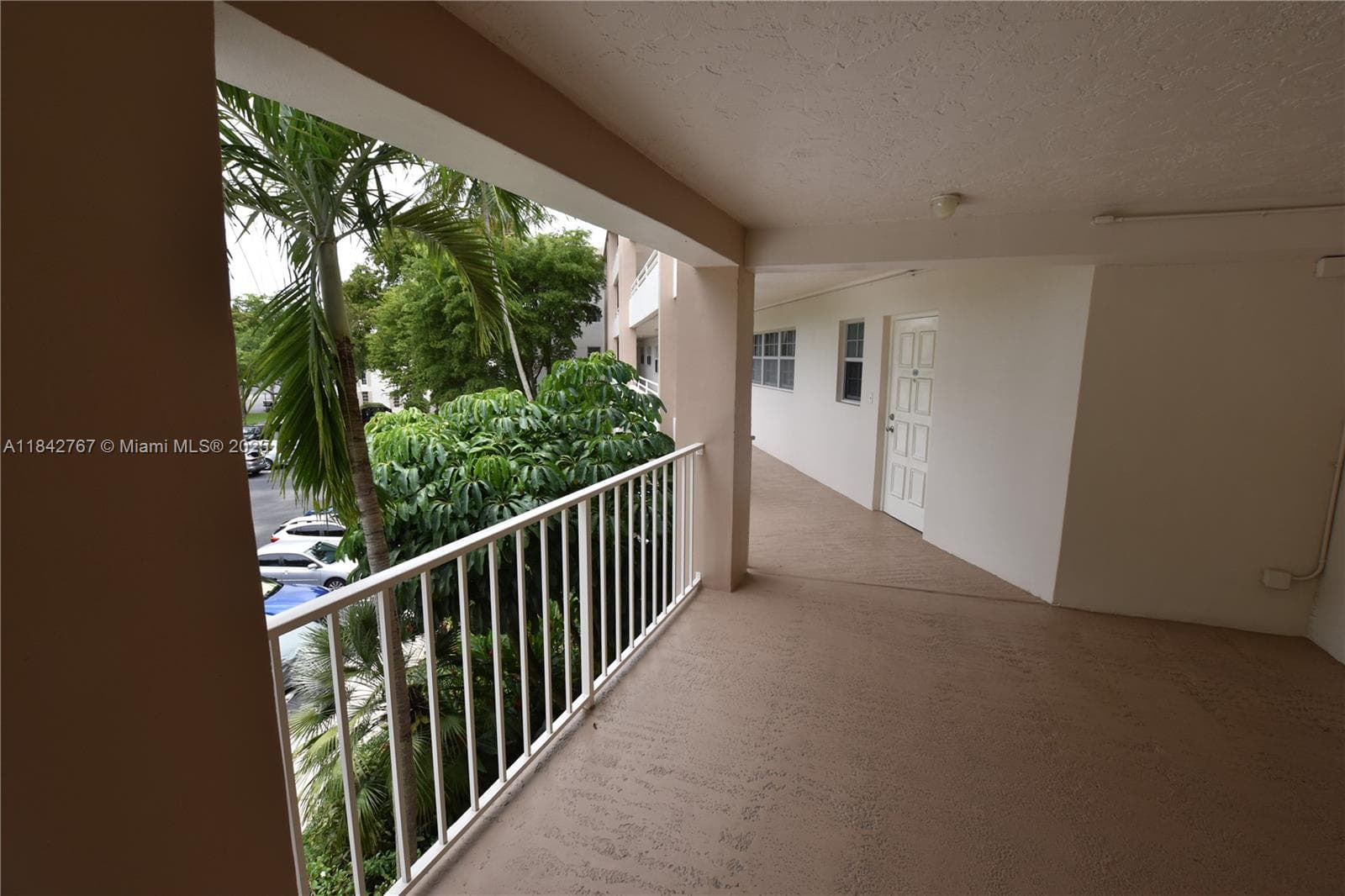 Palm Aire Country Club · #309 in Pompano Beach - Photo 32