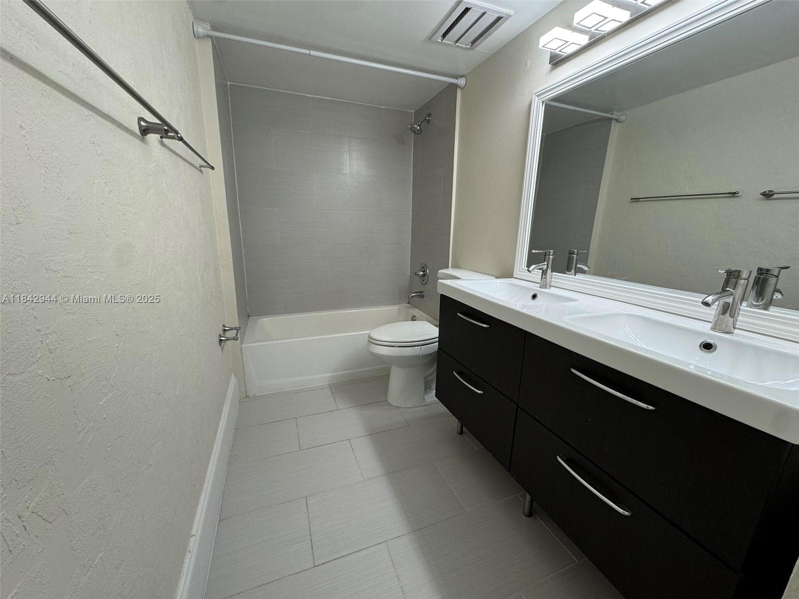 TIGERTAIL BAY CONDO · #404 in Miami - Photo 8