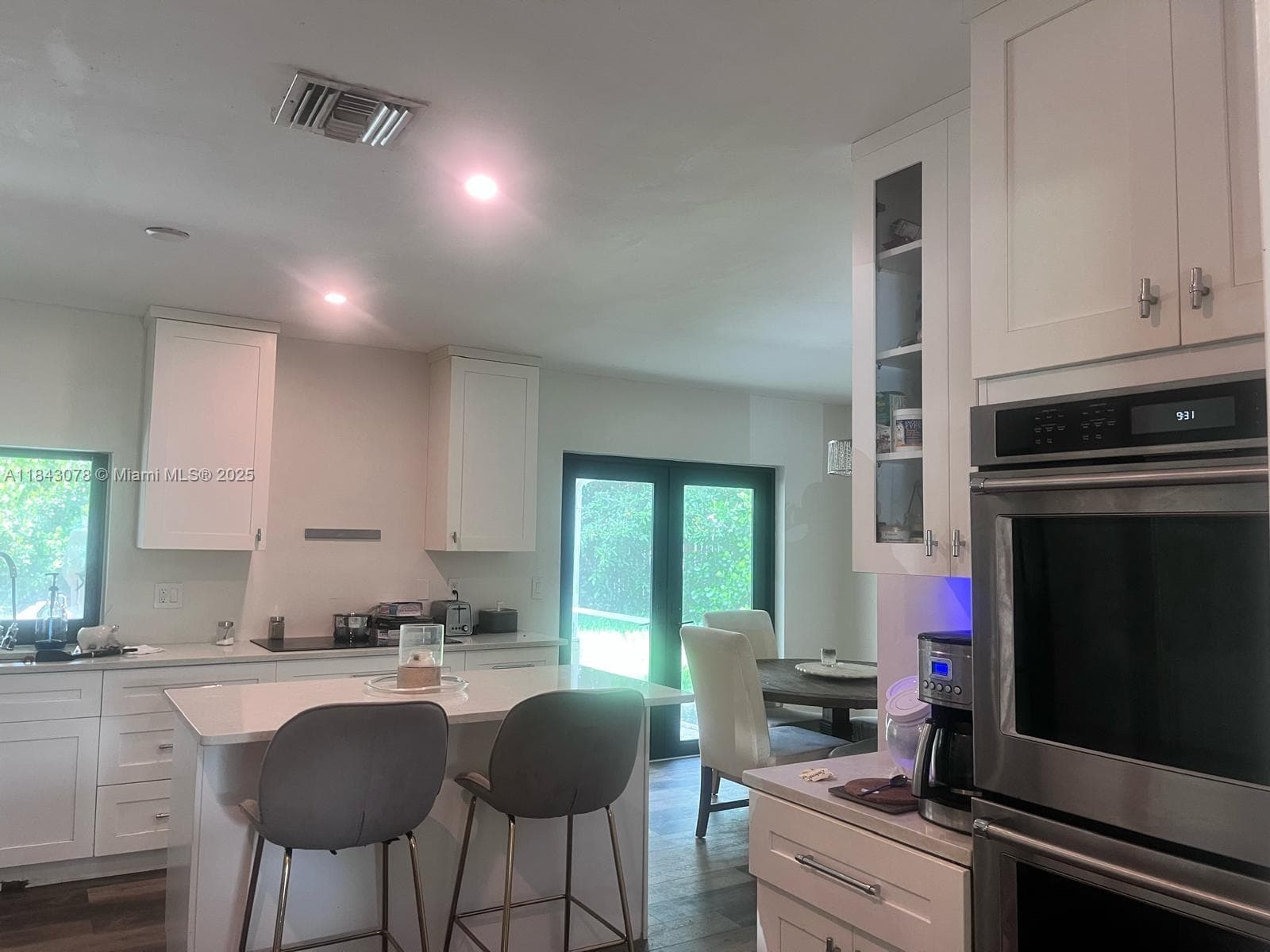 4816 Polk St photo 3