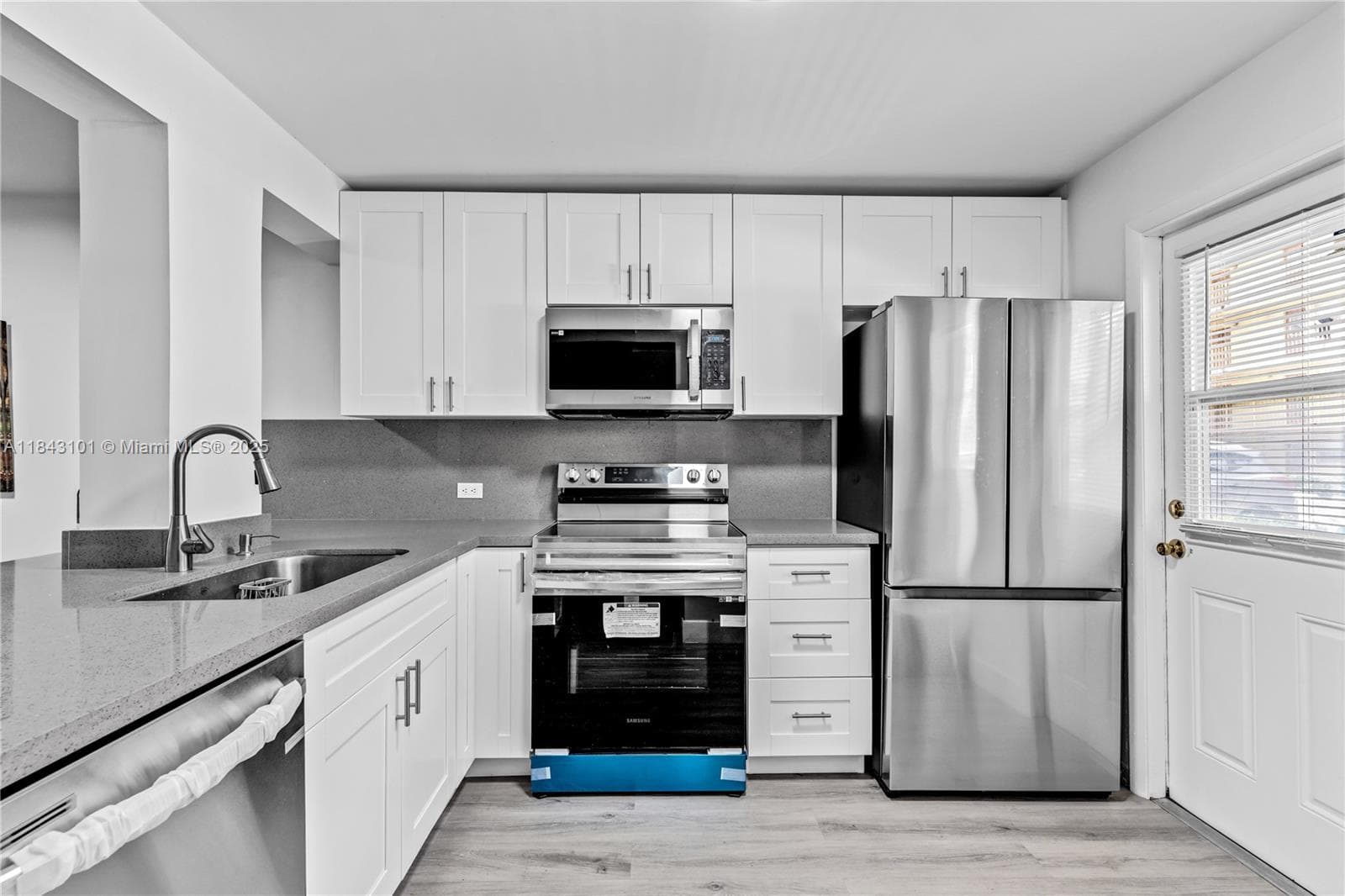 ROYAL OAKS CONDO · #125 in Miami - Photo 3