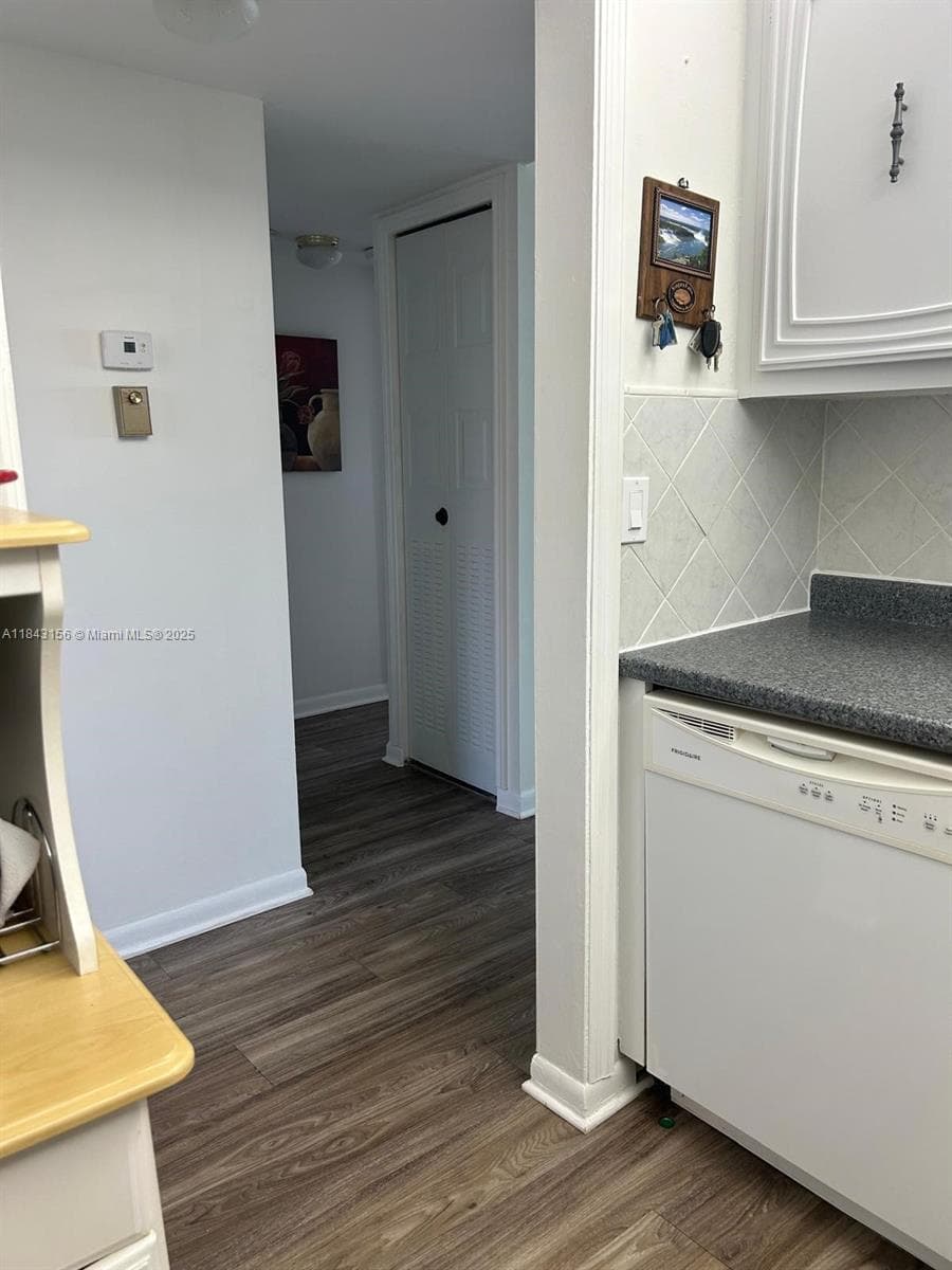SOMERSET NO FIVE CONDO · #307 in Lauderdale Lakes - Photo 21