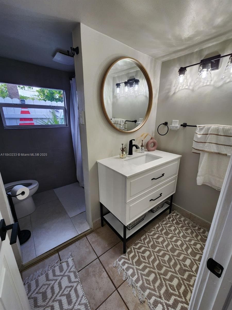 1872 SW 29th Ave #A photo 9