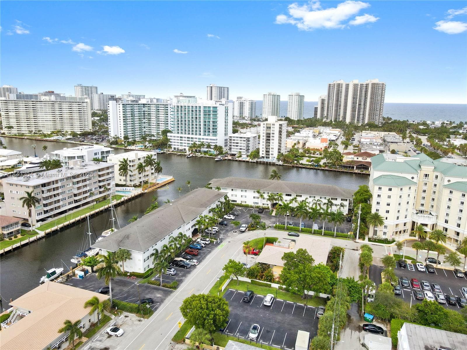 Waterside on the Intracoa · #115 in Fort Lauderdale - Photo 27