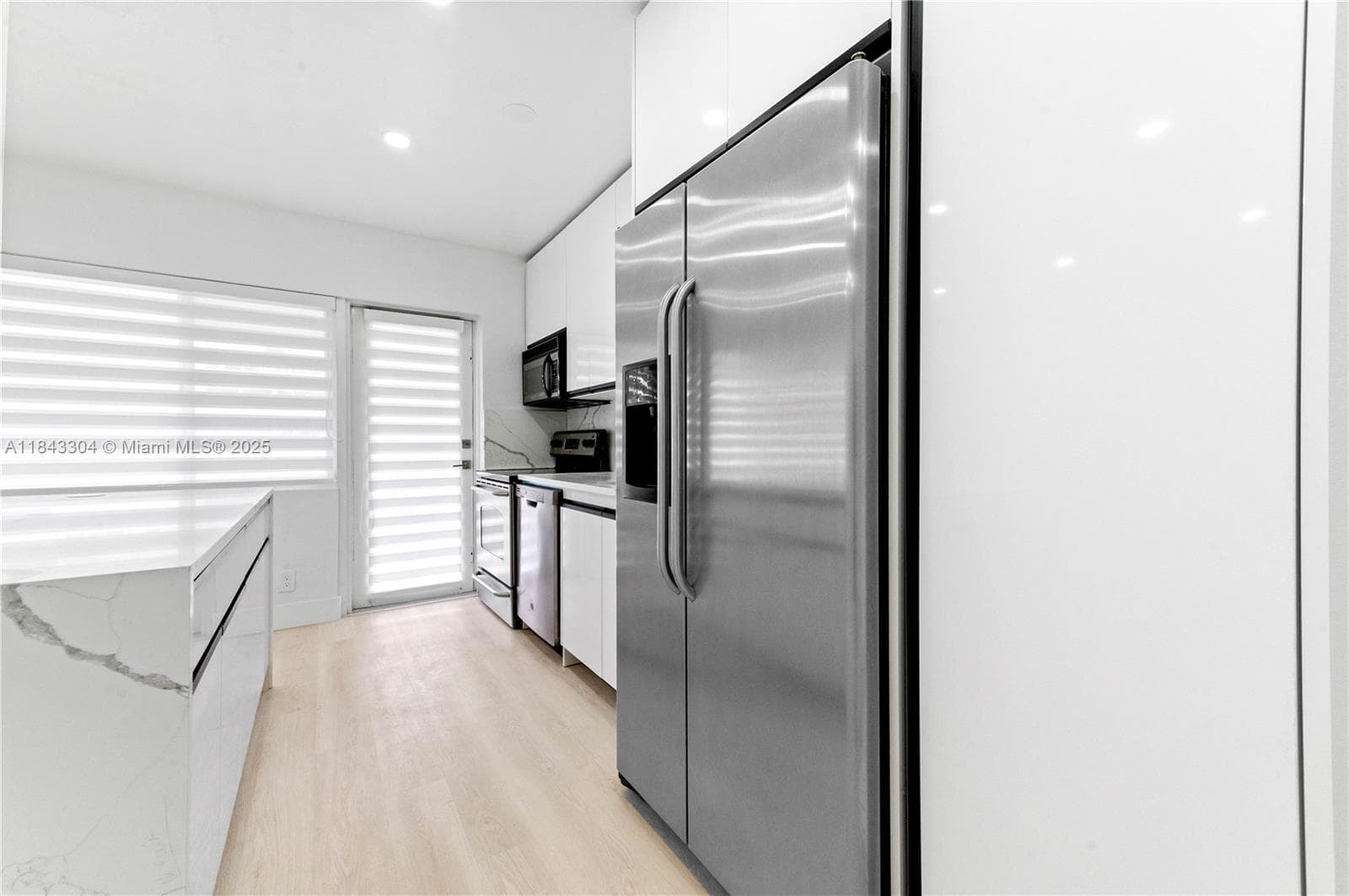 Waterside on the Intracoa · #115 in Fort Lauderdale - Photo 9