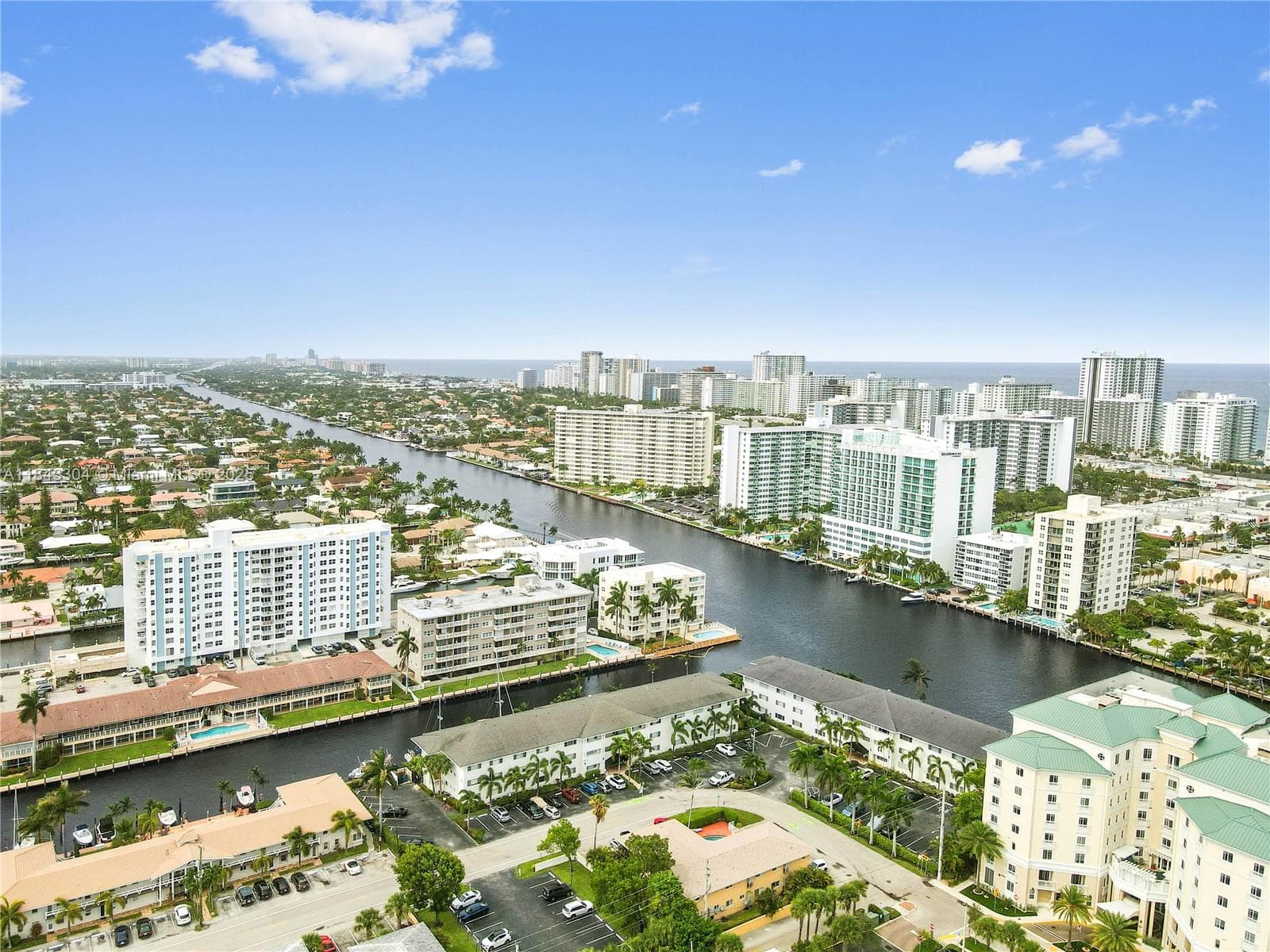 Waterside on the Intracoa · #115 in Fort Lauderdale - Photo 30