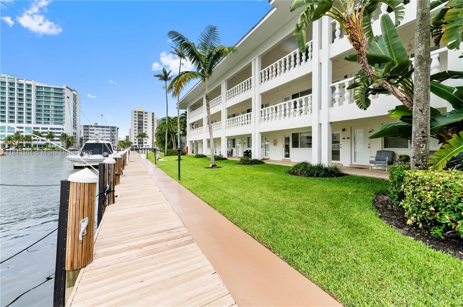 Waterside on the Intracoa · #115 in Fort Lauderdale - Photo 19