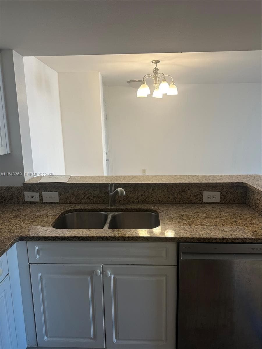 LAS OLAS BY THE RIVER CON · #3503 in Fort Lauderdale - Photo 6