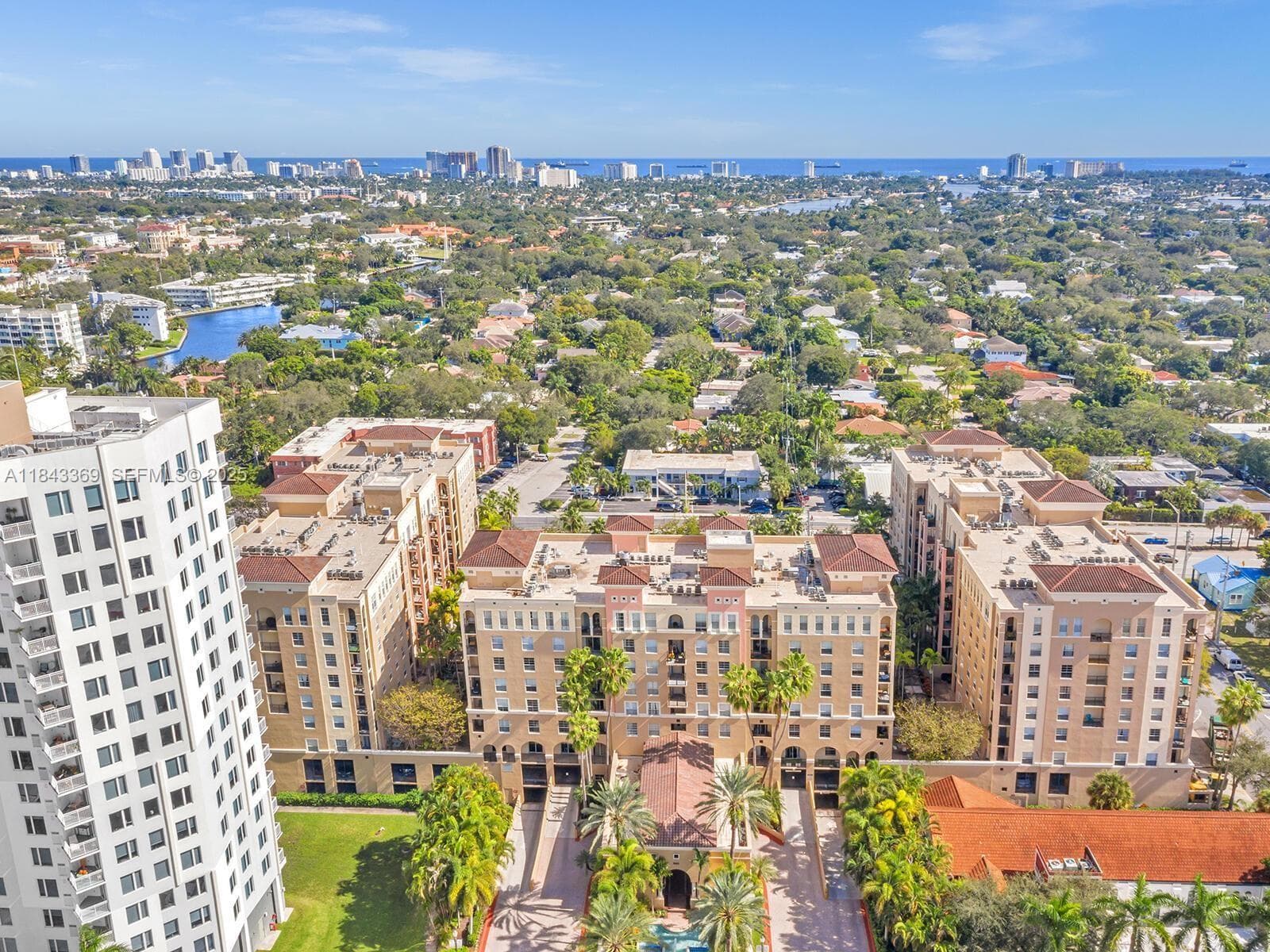 LAS OLAS BY THE RIVER CON · #3503 in Fort Lauderdale - Photo 11