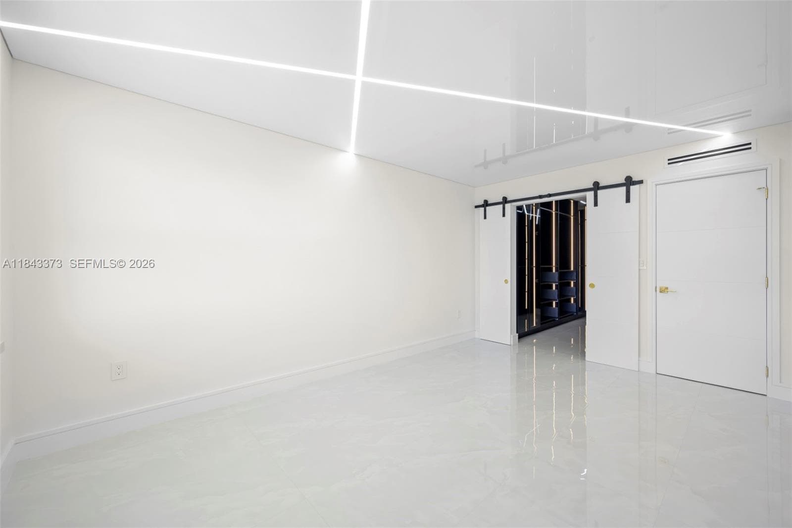 SOUTHPOINT CONDO · #PH2N in Fort Lauderdale - Photo 12