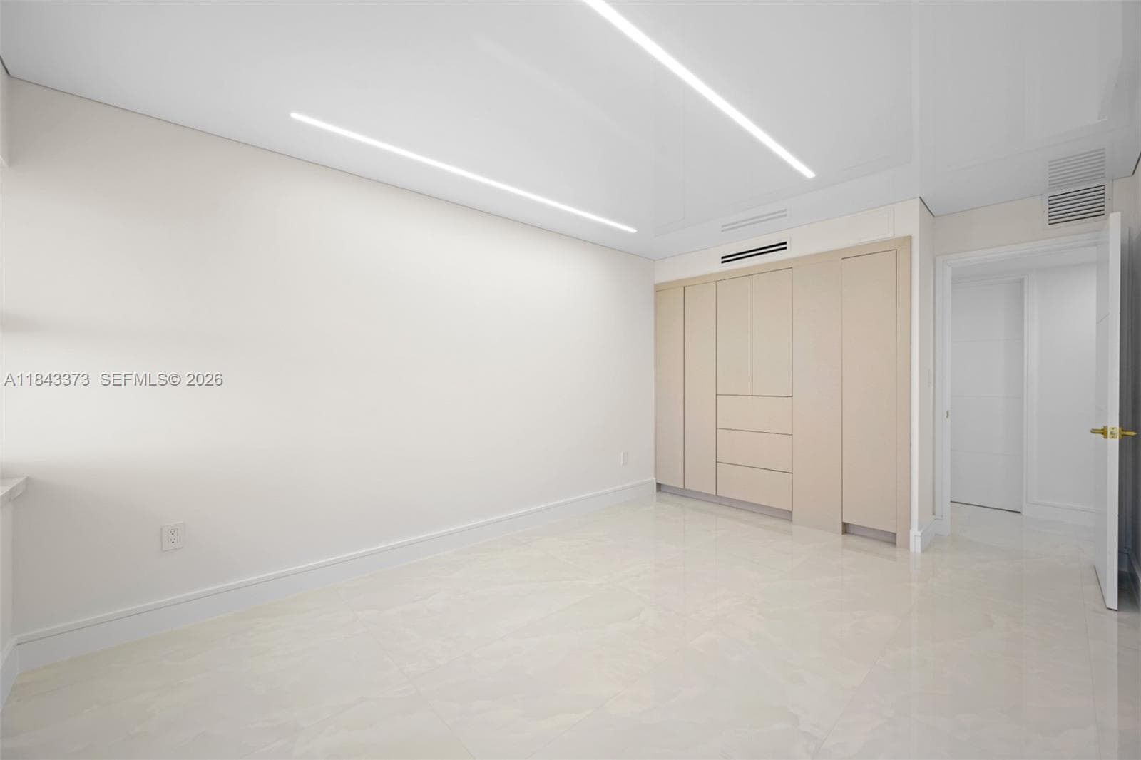 SOUTHPOINT CONDO · #PH2N in Fort Lauderdale - Photo 15