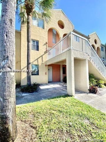 VILLAS AT LAKEVIEW CONDO · #214 in Fort Lauderdale - Photo 1