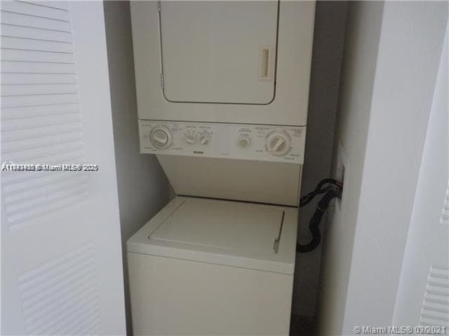 VILLAS AT LAKEVIEW CONDO · #214 in Fort Lauderdale - Photo 11