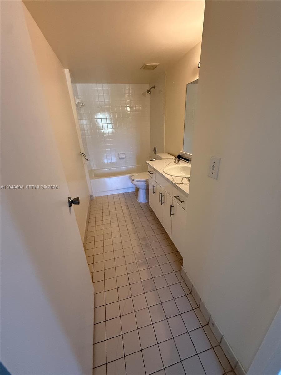 MEDITERRANEAN VILLAS COND · #208 in Hialeah - Photo 7