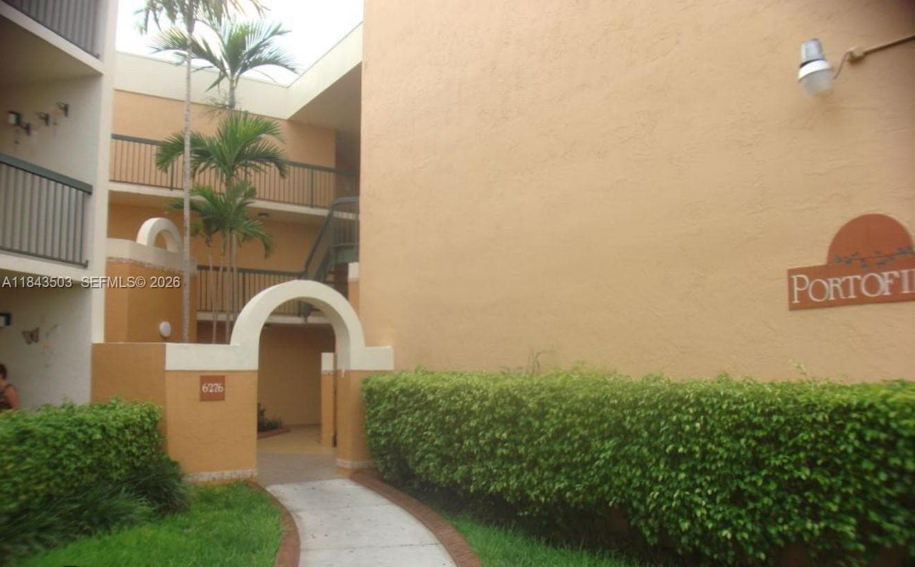 MEDITERRANEAN VILLAS COND · #208 in Hialeah - Photo 1