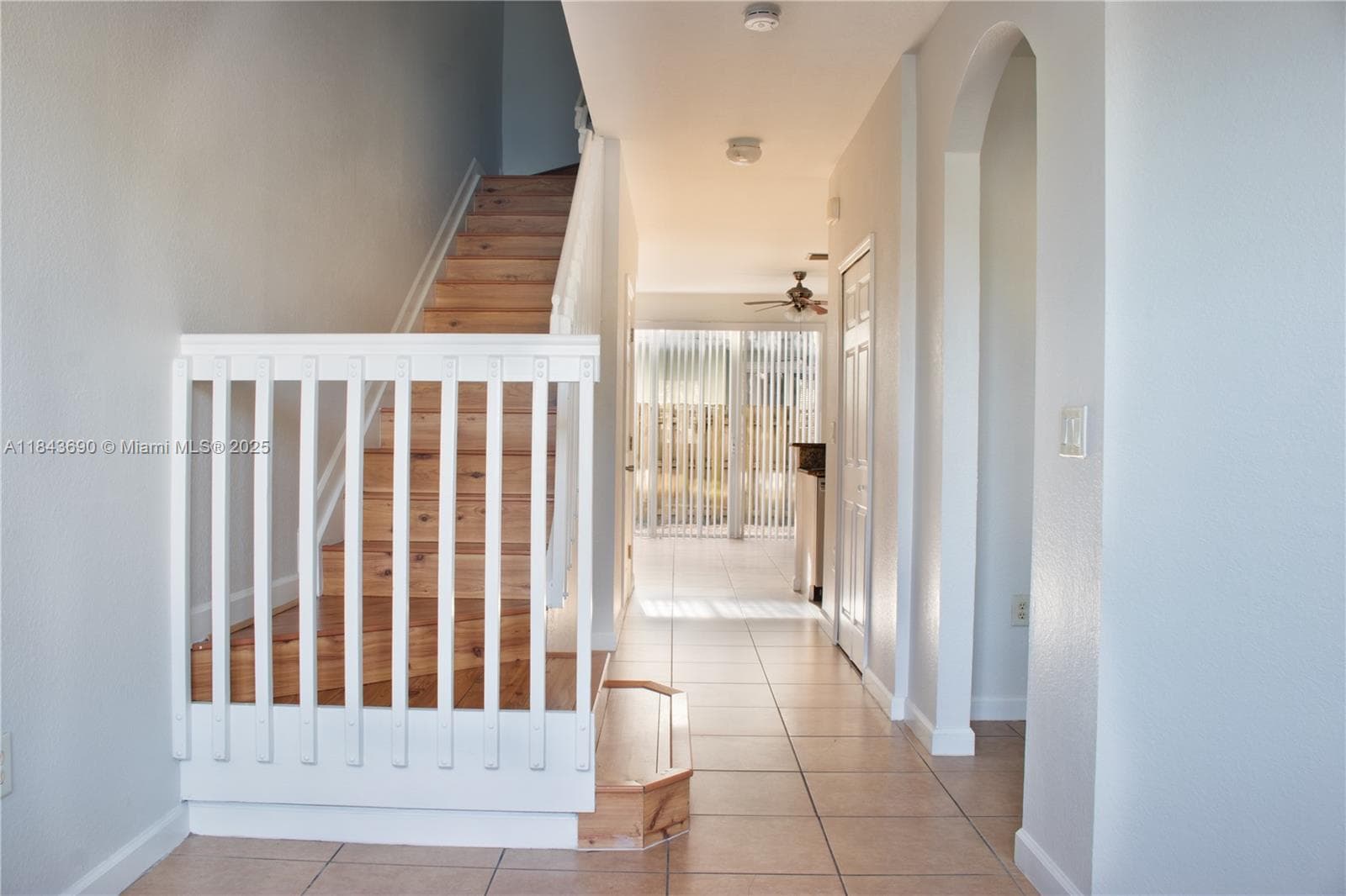 153 SE 28th Pl #3 photo 10