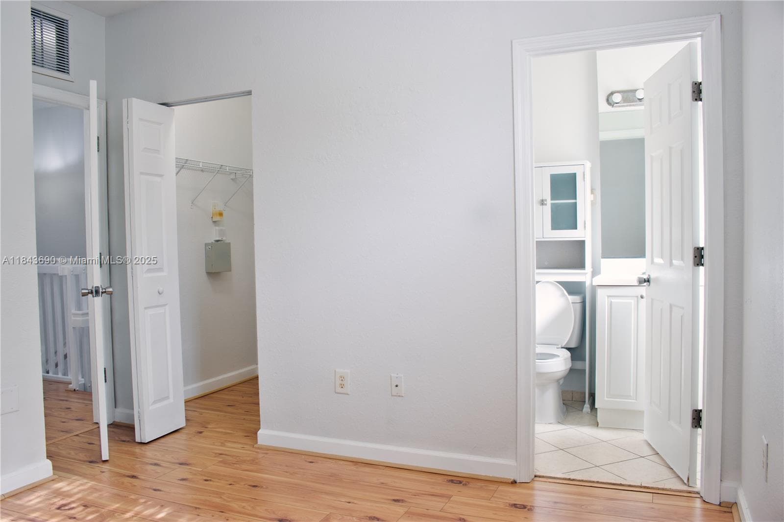 153 SE 28th Pl #3 photo 15