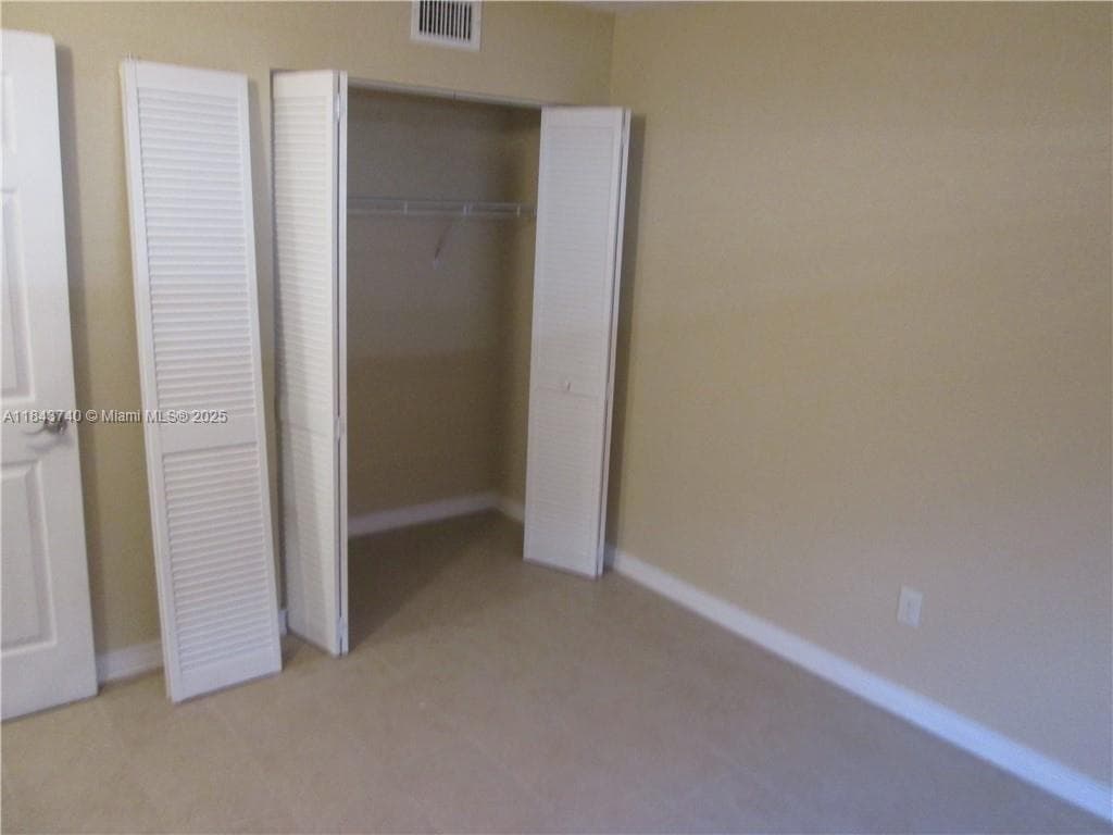 MONTEREY CONDO FOUR · #106 in Miami - Photo 15