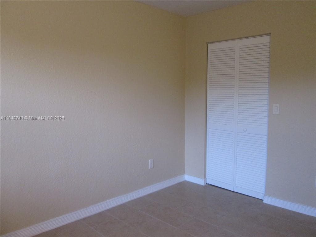 MONTEREY CONDO FOUR · #106 in Miami - Photo 11