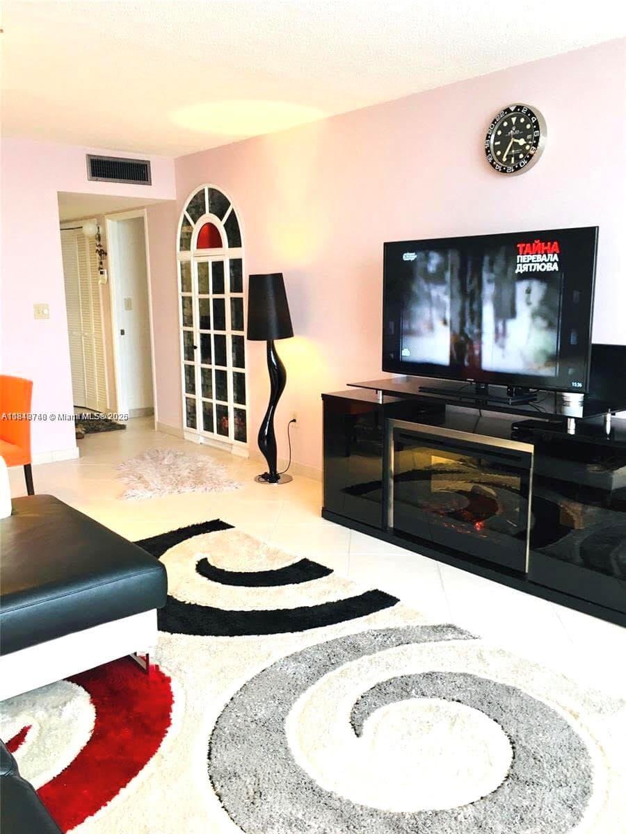 BUCKLEY TOWERS CONDO - EA · #502W in Miami - Photo 8
