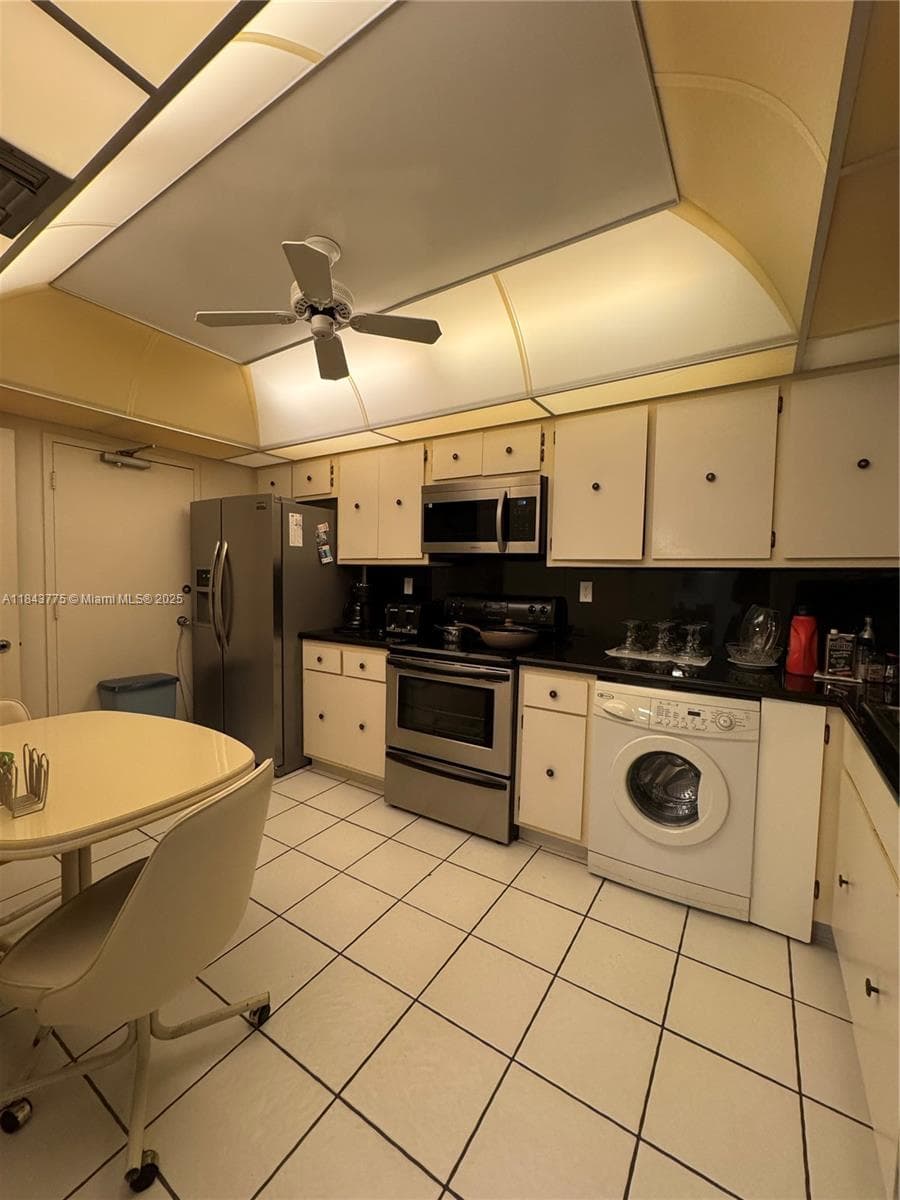 RIVIERA CONDO · #1910 in Fort Lauderdale - Photo 13