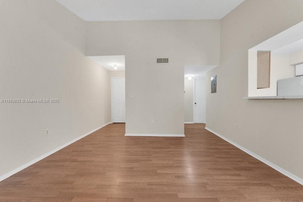 SAILBOAT POINTE CONDO · #215 in Oakland Park - Photo 6