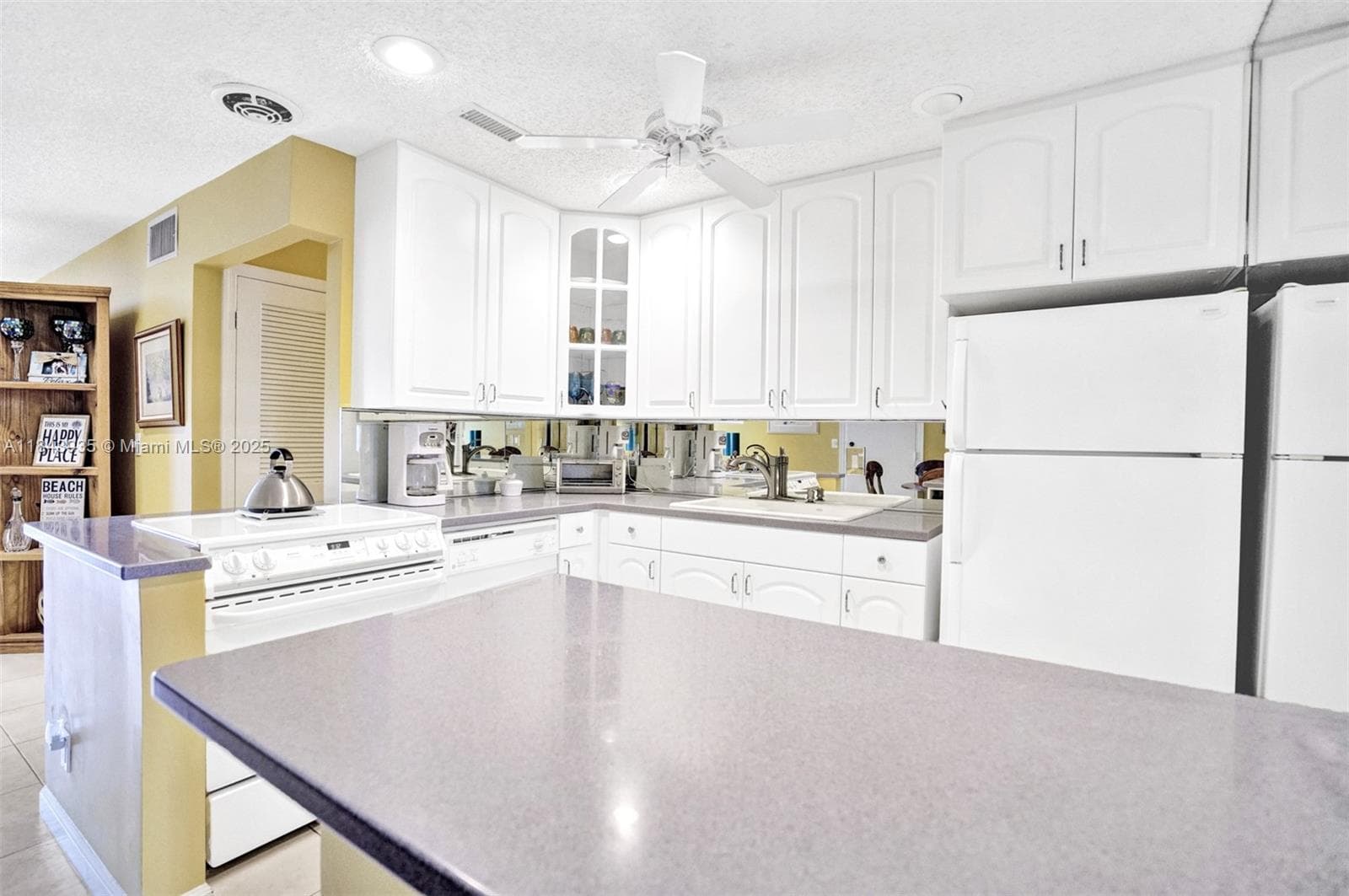 BAY COLONY CLUB CONDO · #3 in Fort Lauderdale - Photo 5