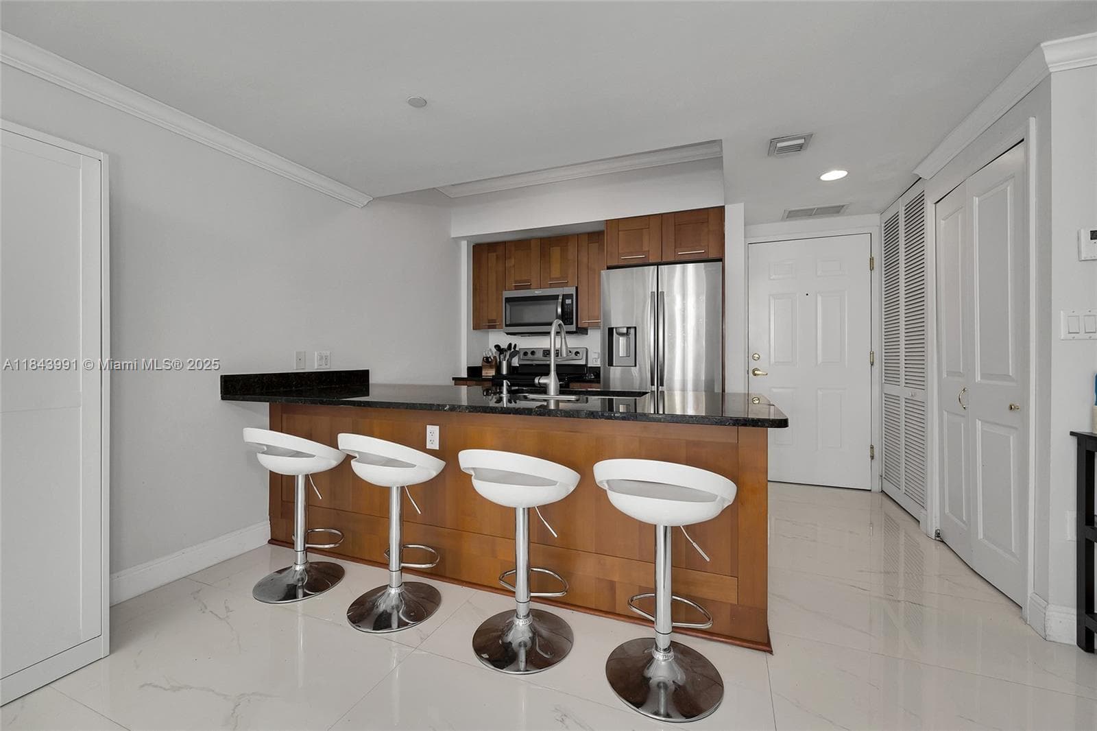 ONE VILLAGE PLACE CONDO · #515 in Coral Gables - Photo 9
