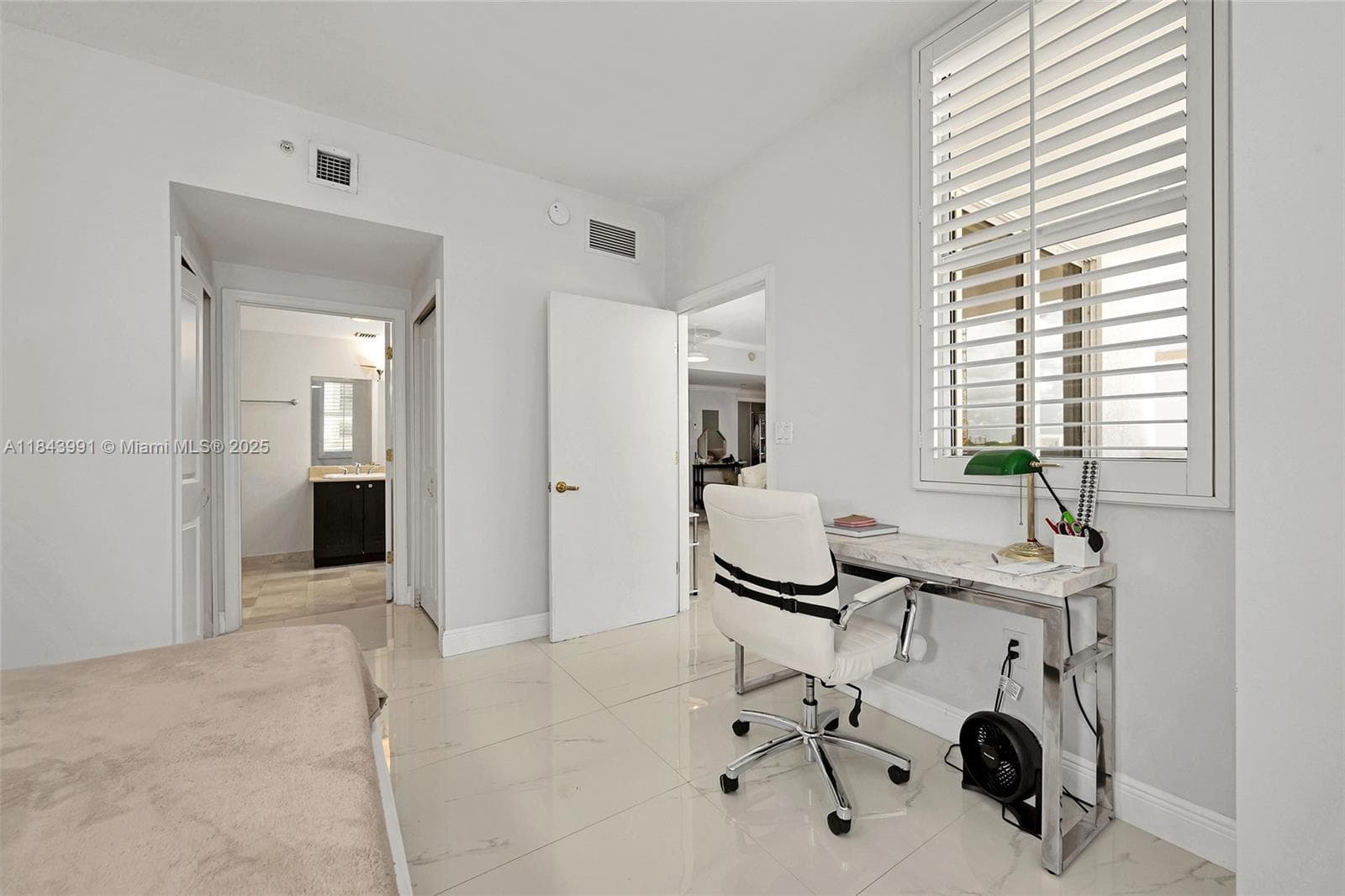 ONE VILLAGE PLACE CONDO · #515 in Coral Gables - Photo 14