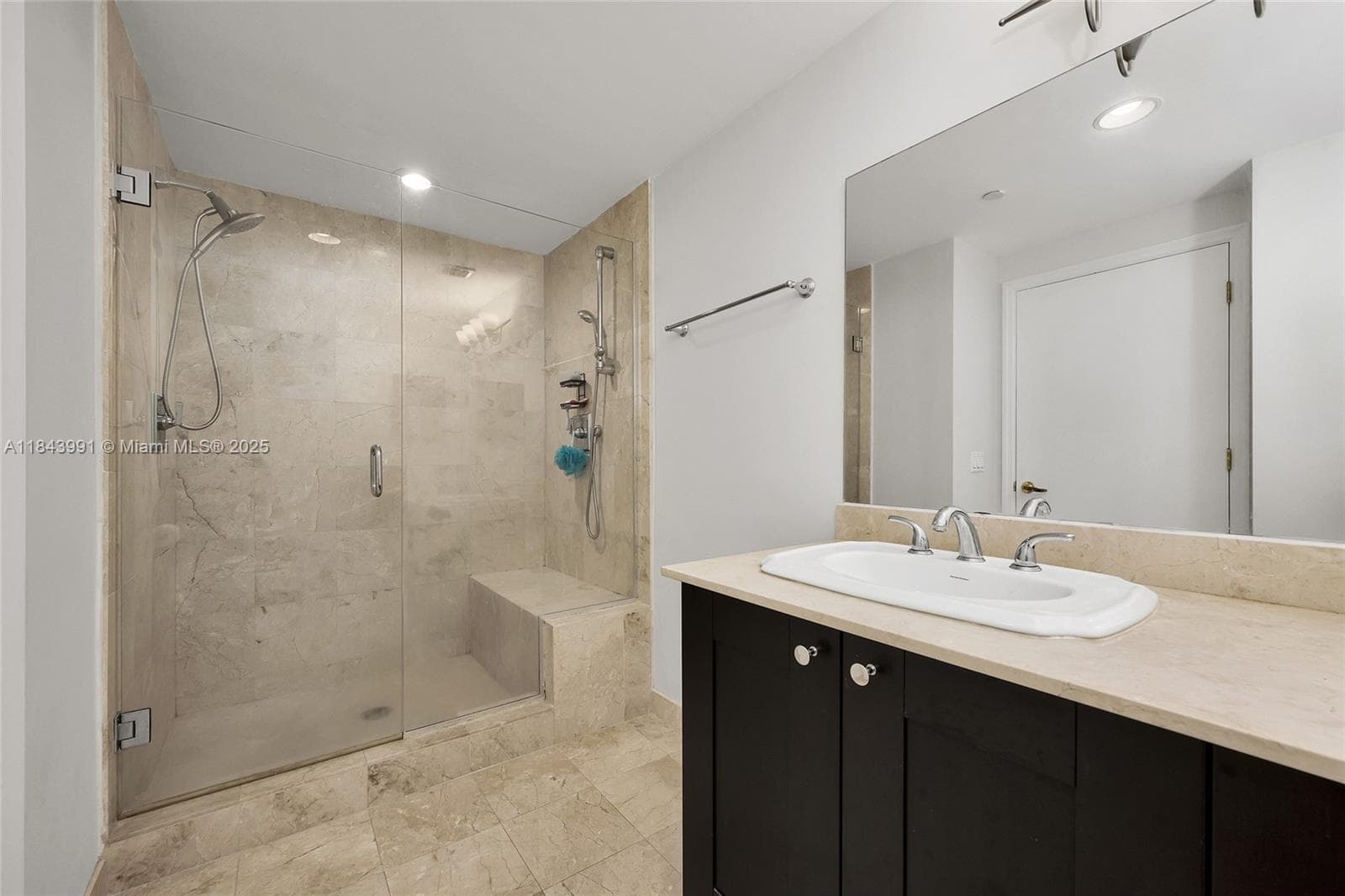 ONE VILLAGE PLACE CONDO · #515 in Coral Gables - Photo 15