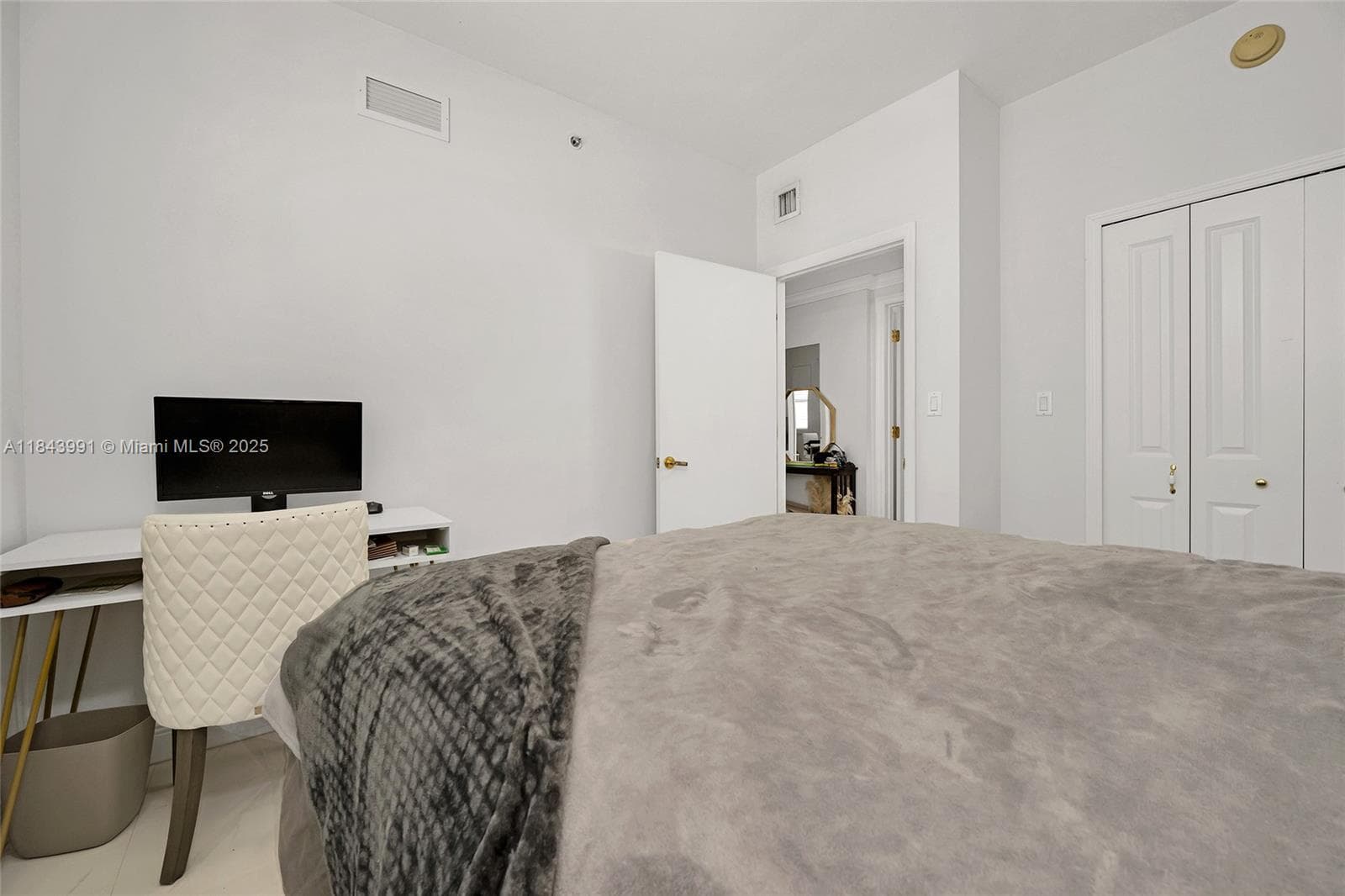 ONE VILLAGE PLACE CONDO · #515 in Coral Gables - Photo 19
