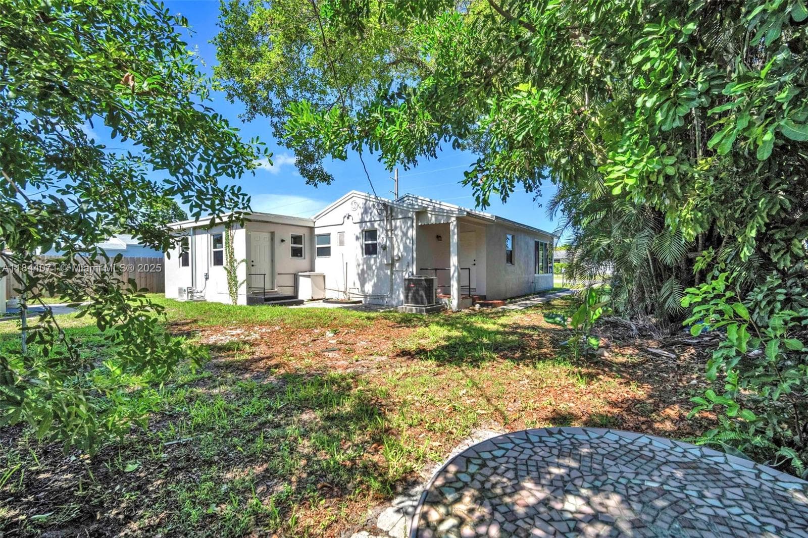 208 N 56th Ave photo 26