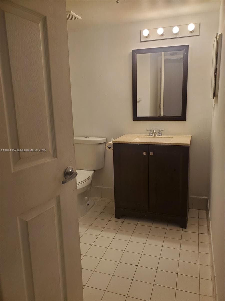 RIVIERA PALMS CONDO · #112-6 in Coconut Creek - Photo 18