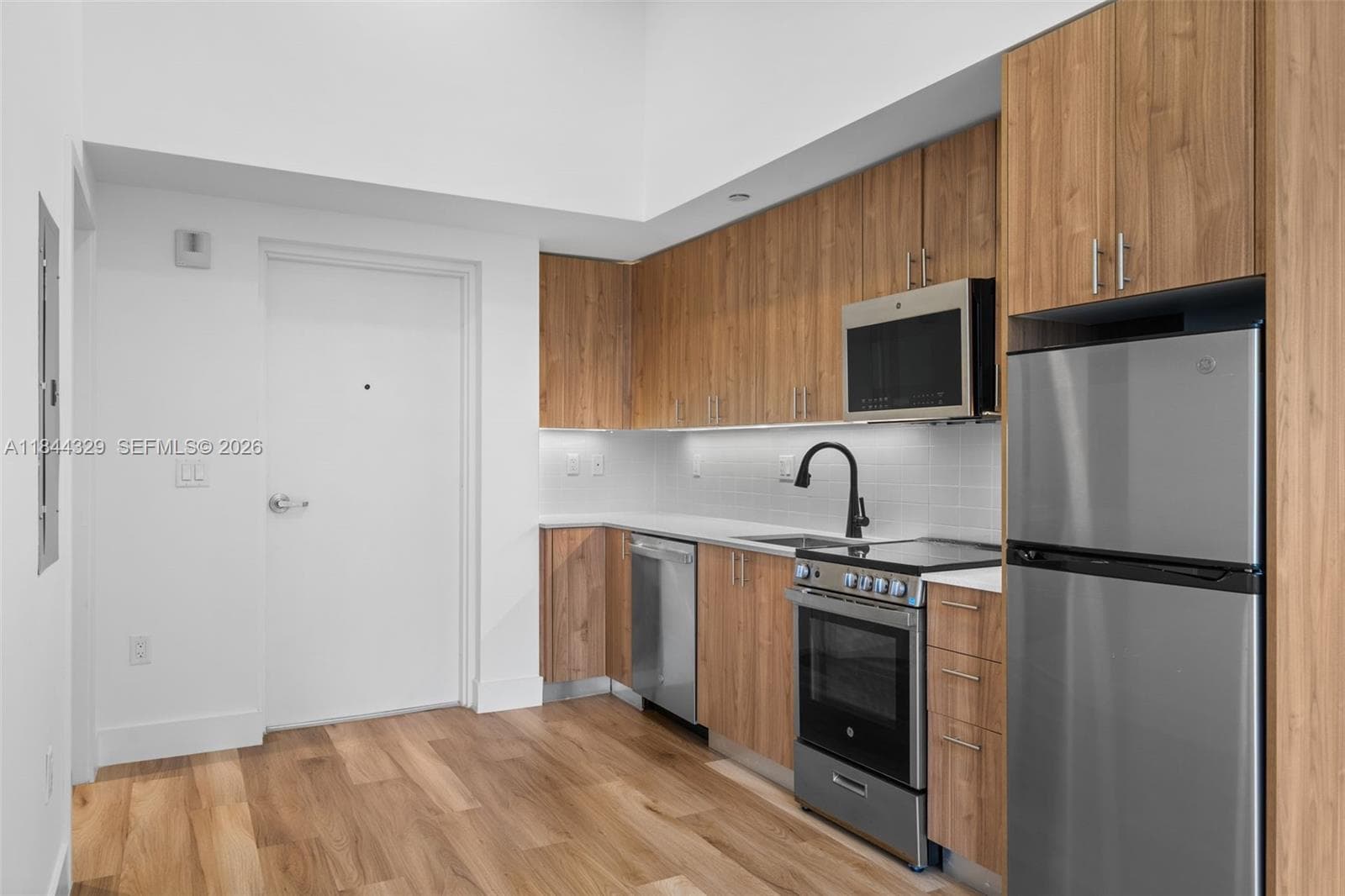 SIX50 MIAMI · #103 in Miami - Photo 9