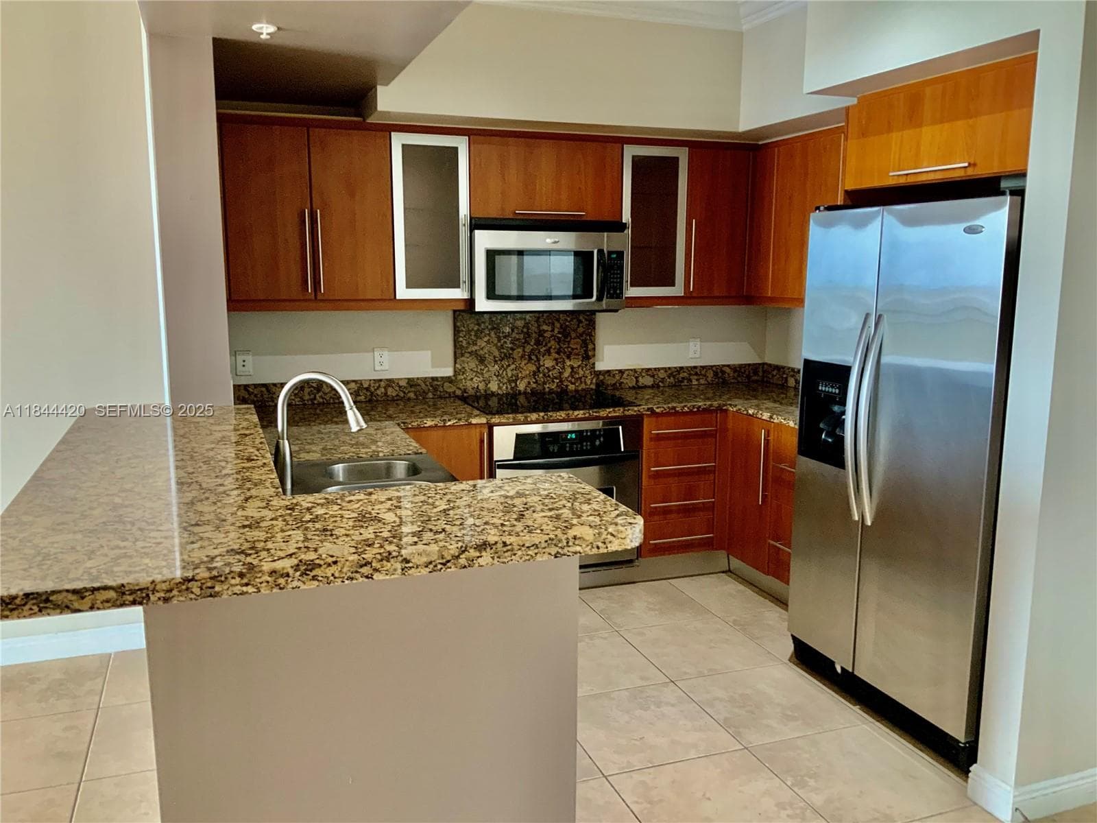 PUERTA DE PALMAS CONDO · #PH11 in Coral Gables - Photo 21