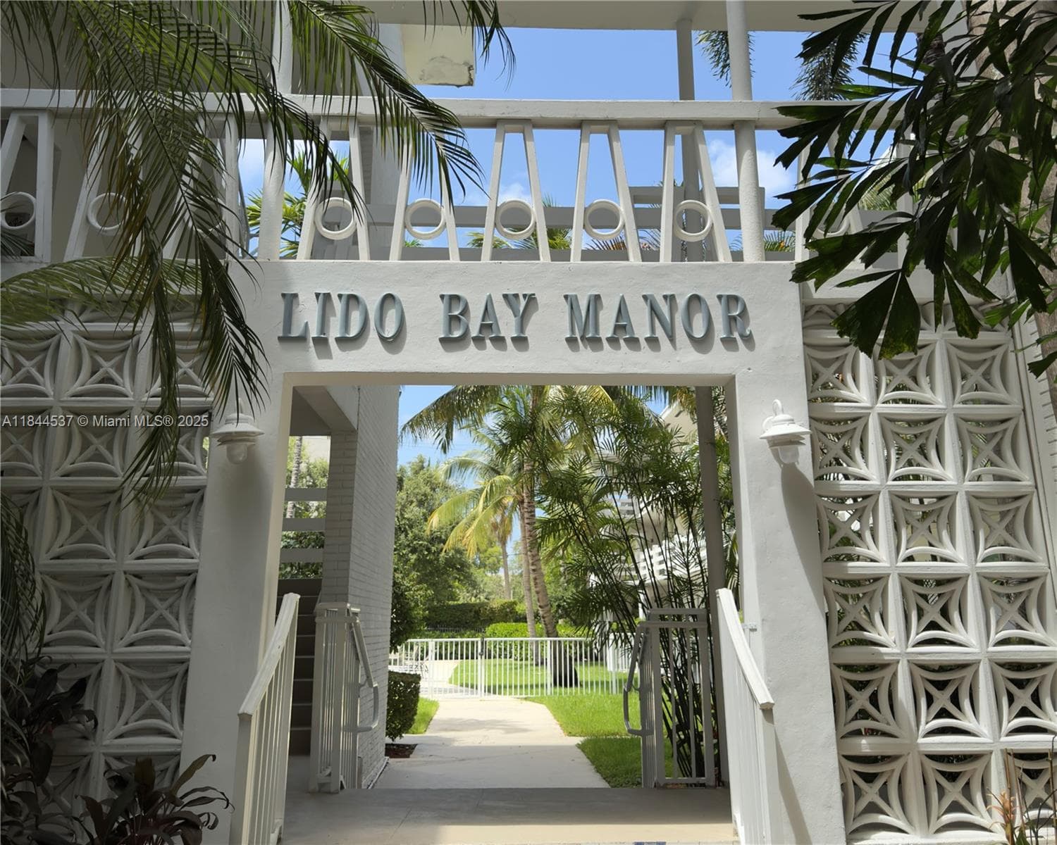 Lido Bay Manor · #107 in Miami - Photo 1