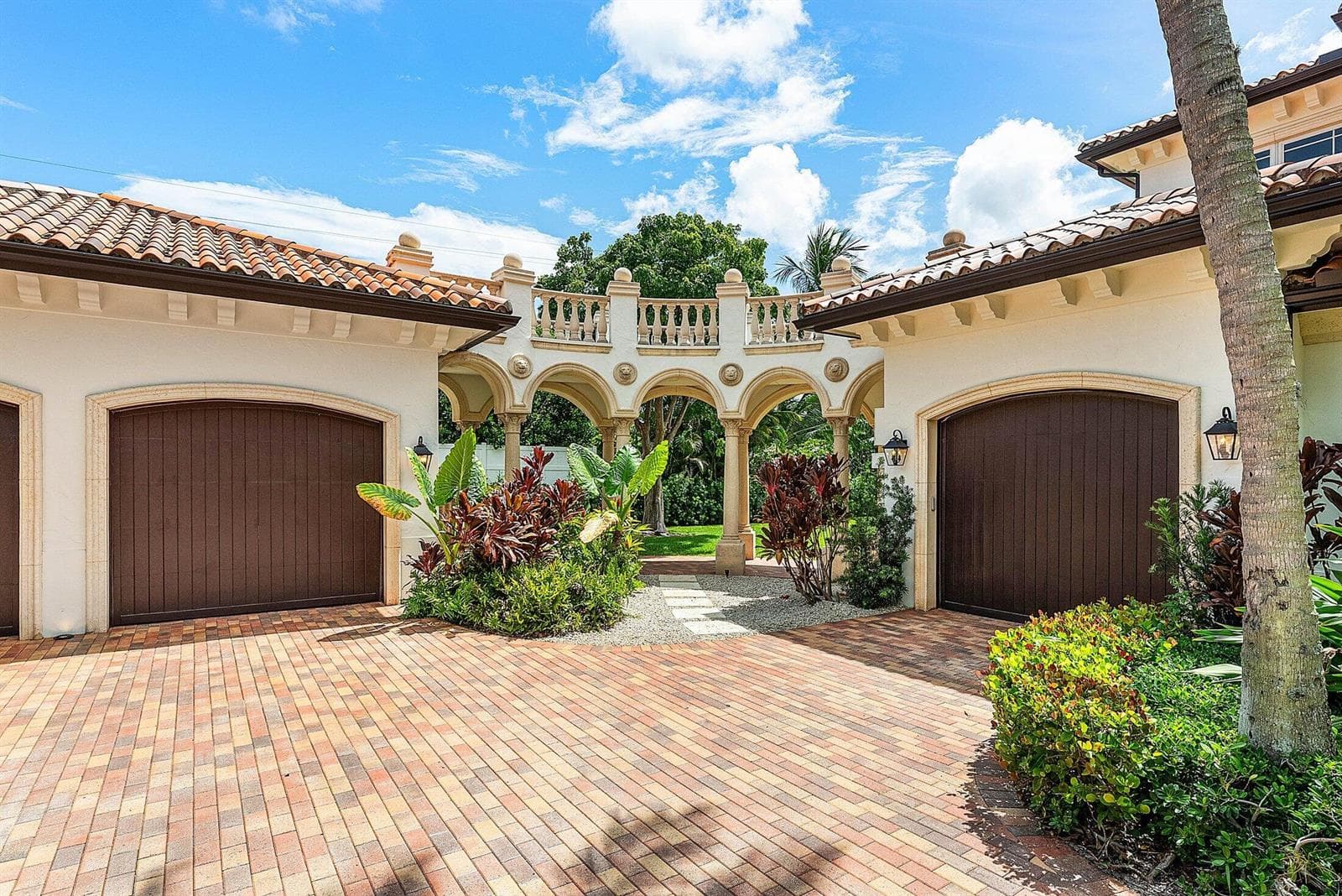 005-2002Northwest4thAvenue-DelrayBeach-F