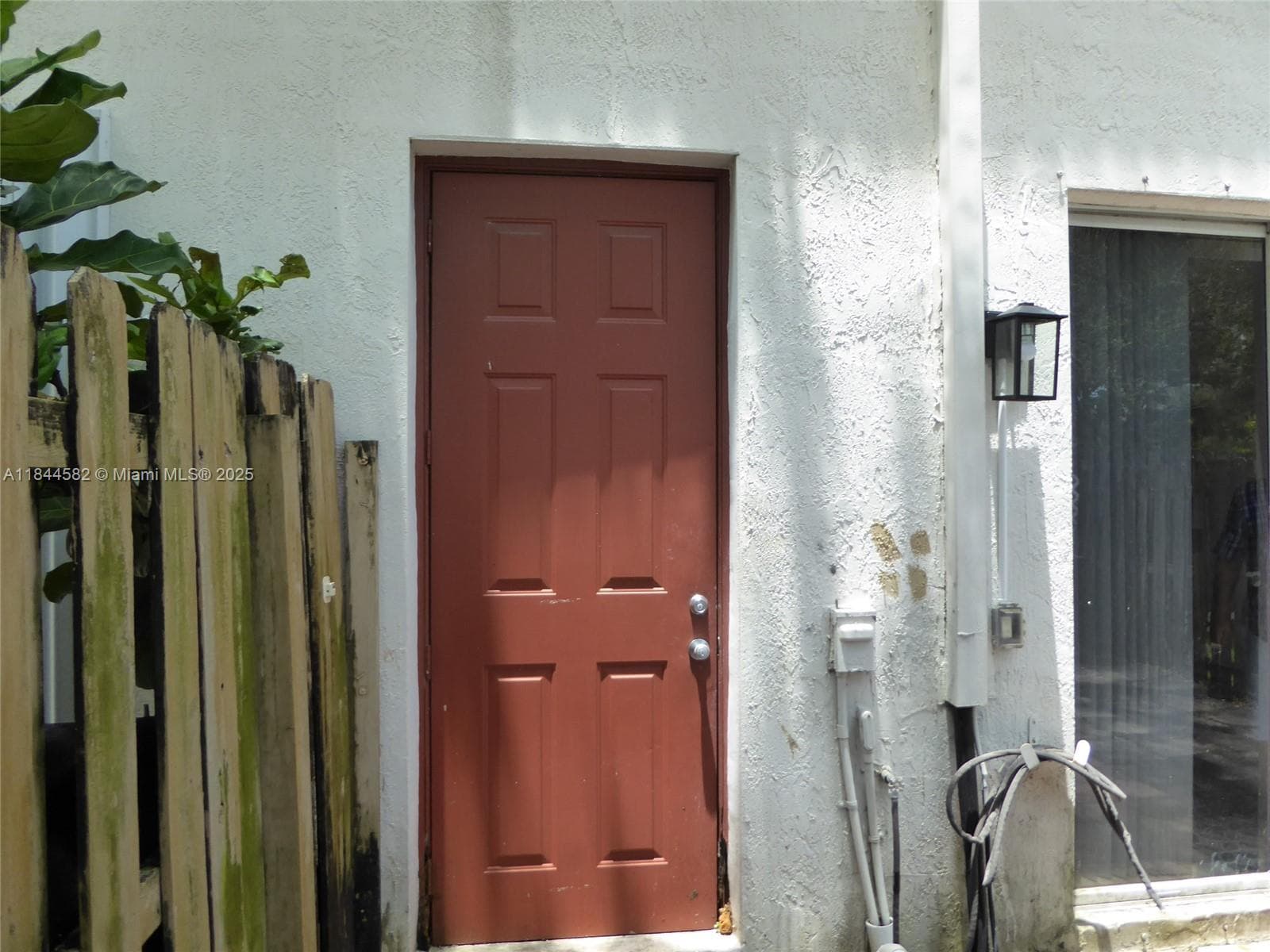 1037 NE 42nd Pl photo 18
