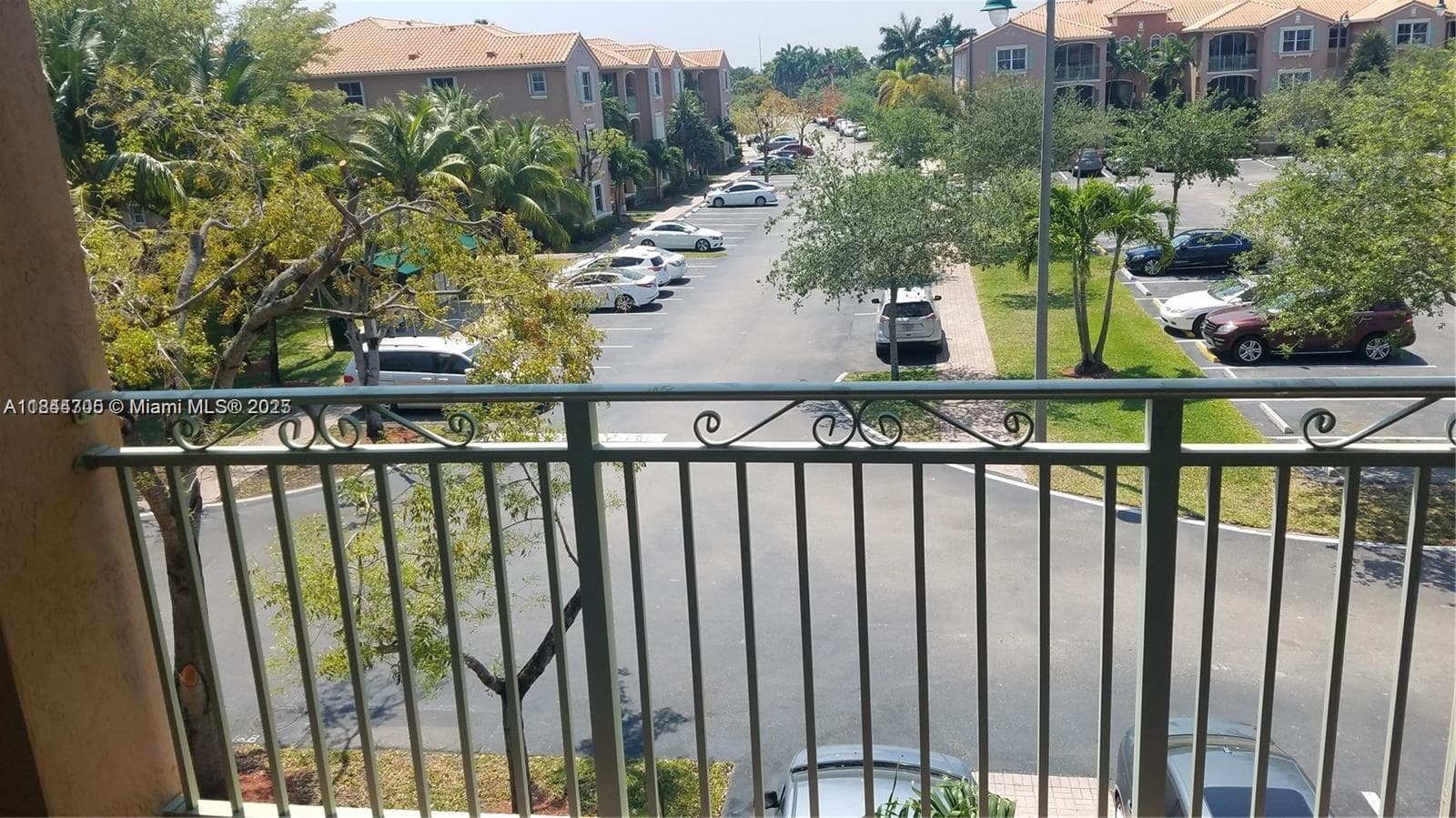 THE COURTS AT DORAL ISLES · #931 in Doral - Photo 5