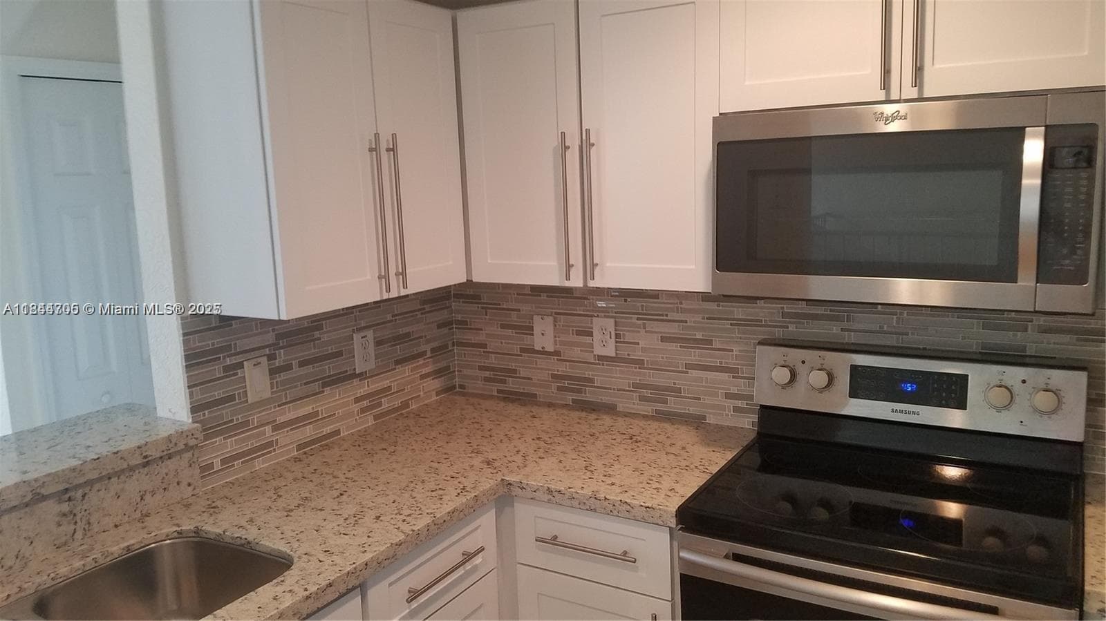 THE COURTS AT DORAL ISLES · #931 in Doral - Photo 9
