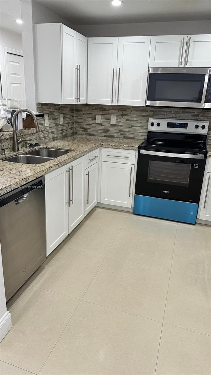 THE COURTS AT DORAL ISLES · #931 in Doral - Photo 15