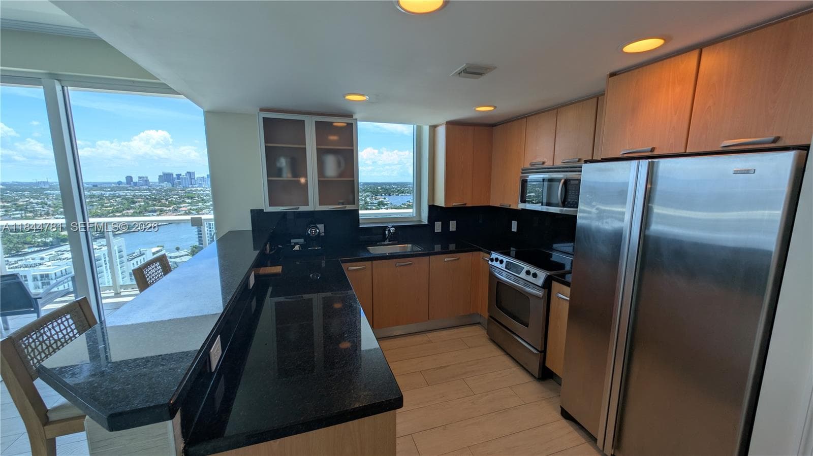 Hilton · #2501 in Fort Lauderdale - Photo 20
