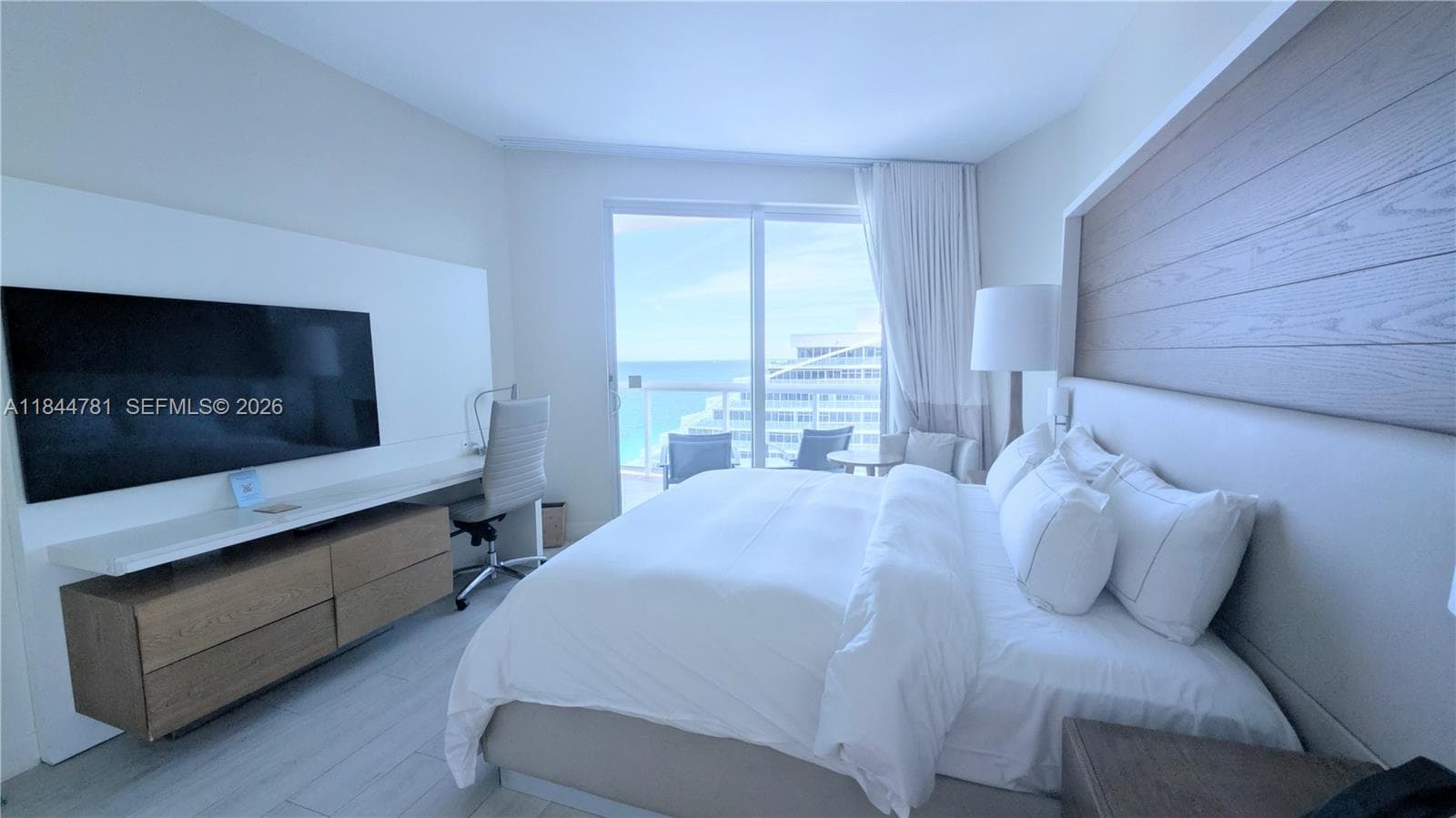 Hilton · #2501 in Fort Lauderdale - Photo 10