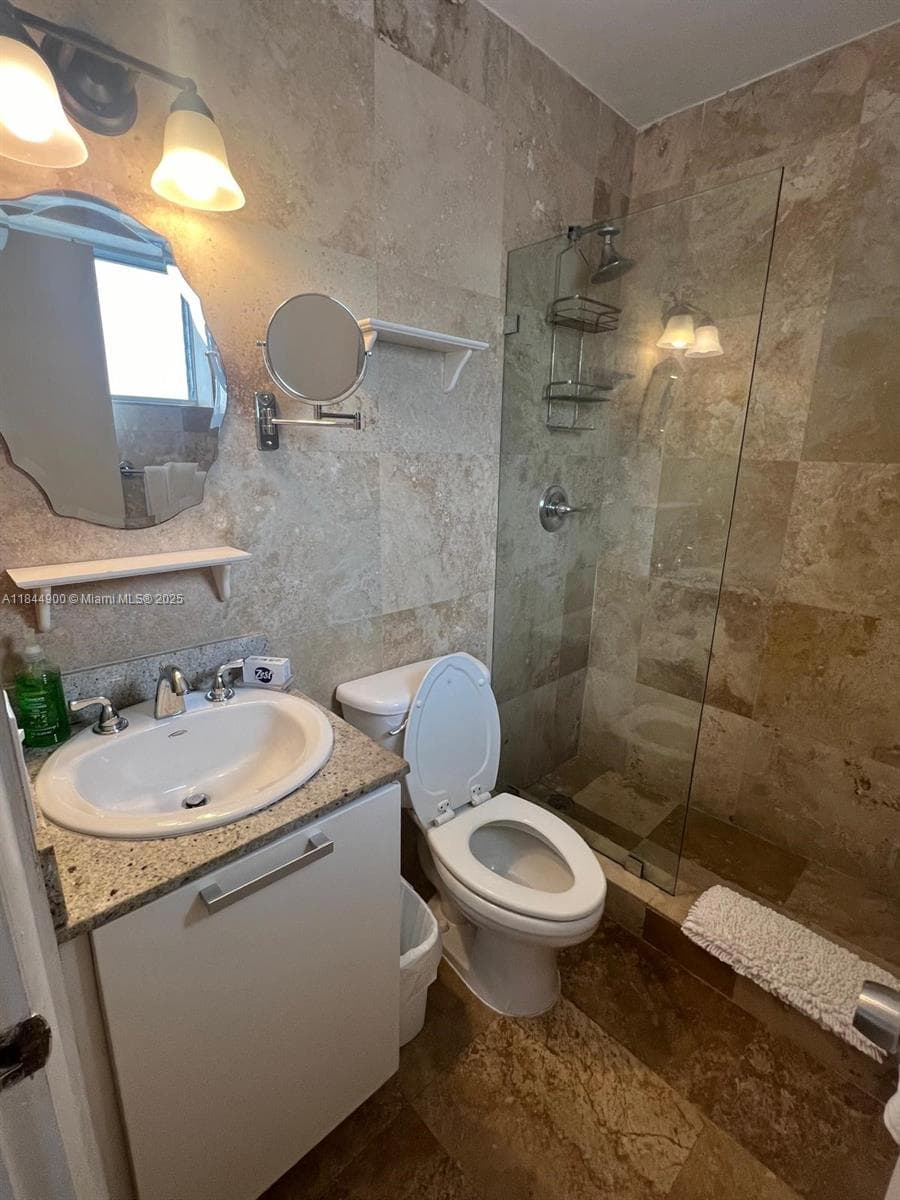 SUNRISE CLUB CONDO · #27 in Key Biscayne - Photo 13