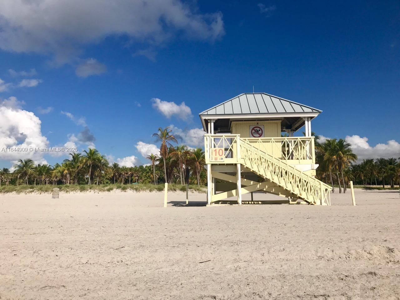 Key Biscayne beach